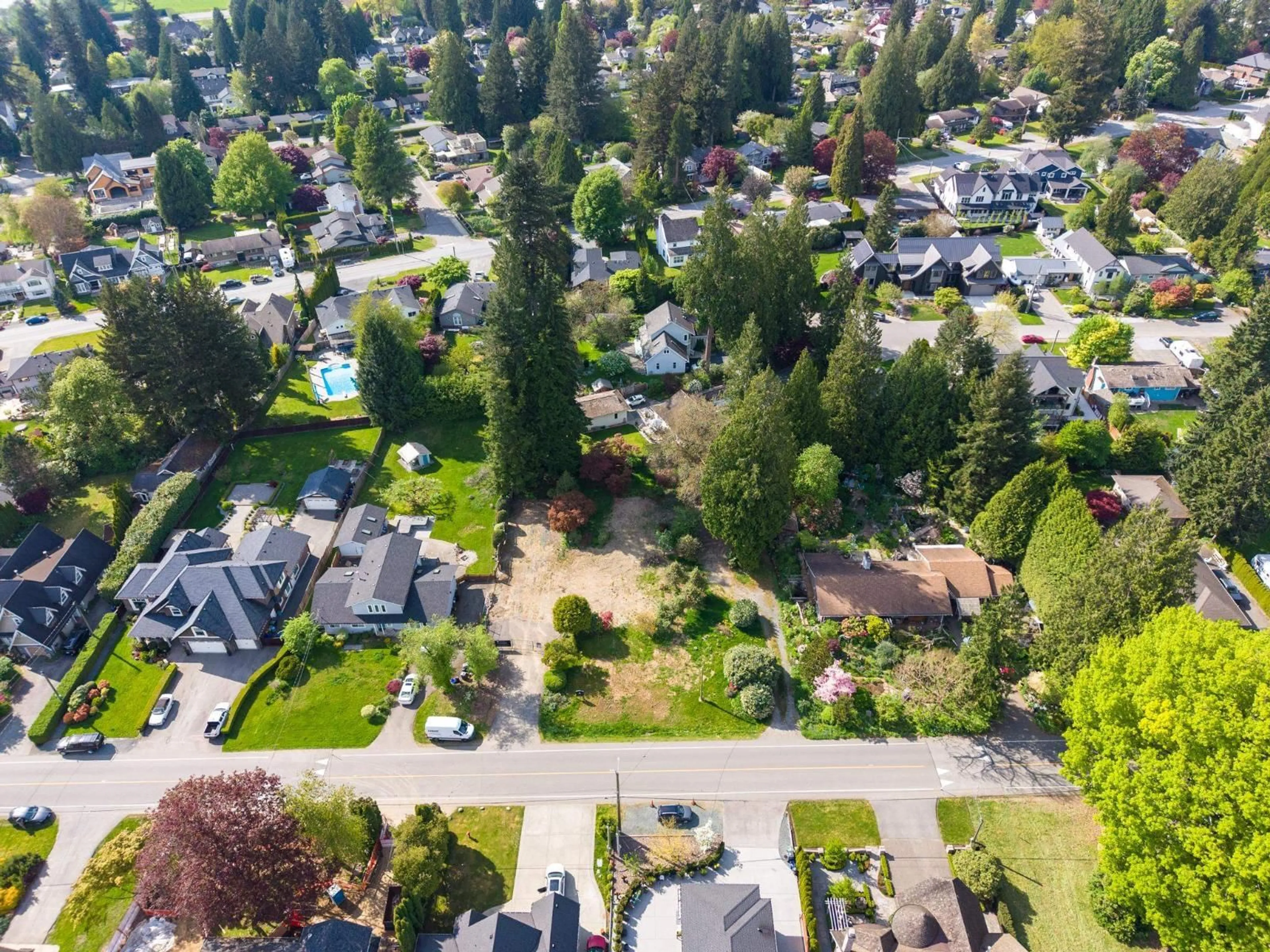 A pic from outside/outdoor area/front of a property/back of a property/a pic from drone, street for 8917 NASH STREET, Langley British Columbia V1M2R4