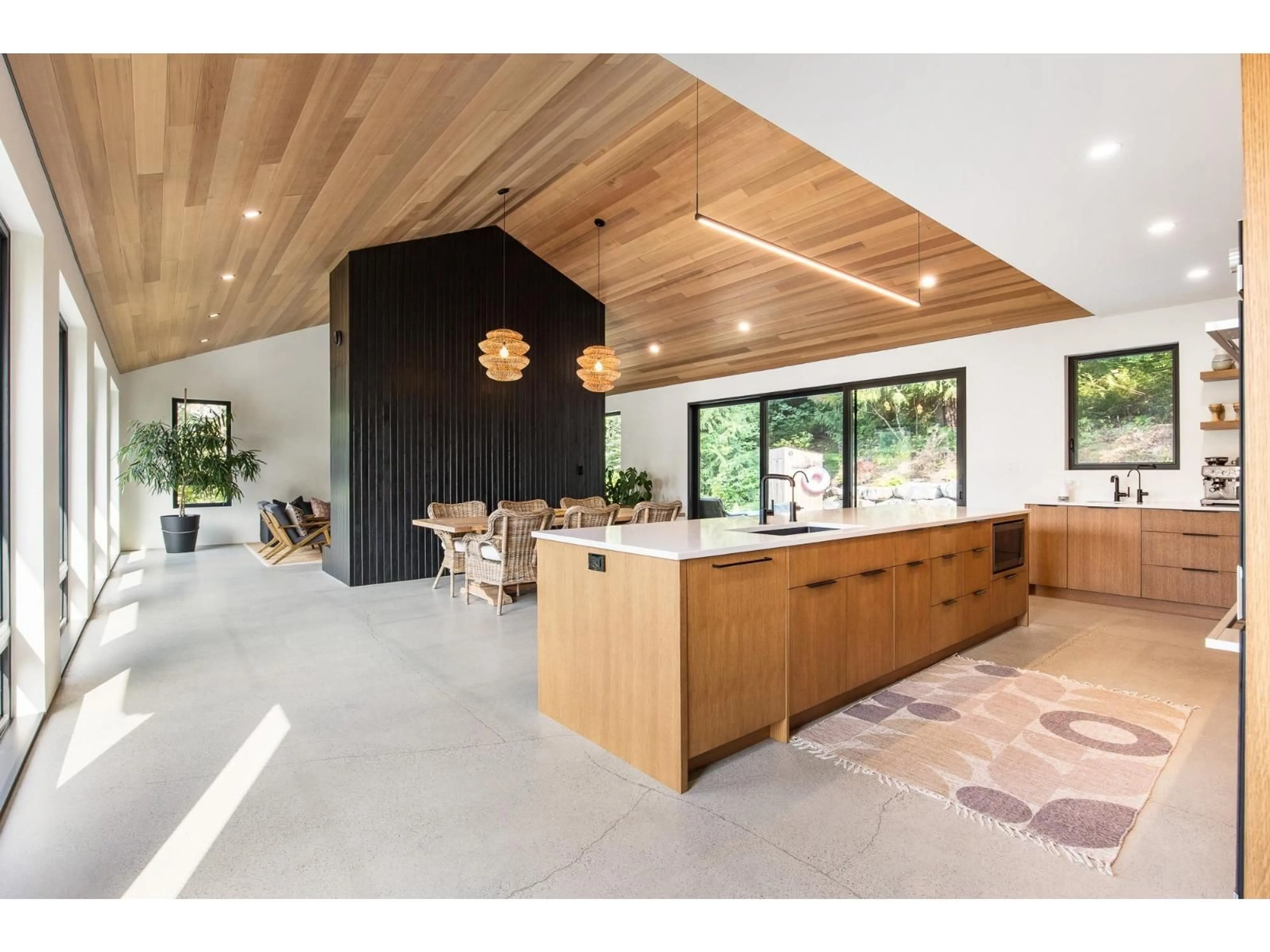 Open concept kitchen, unknown for 48811 ELK VIEW ROAD, Chilliwack British Columbia V4Z1G7