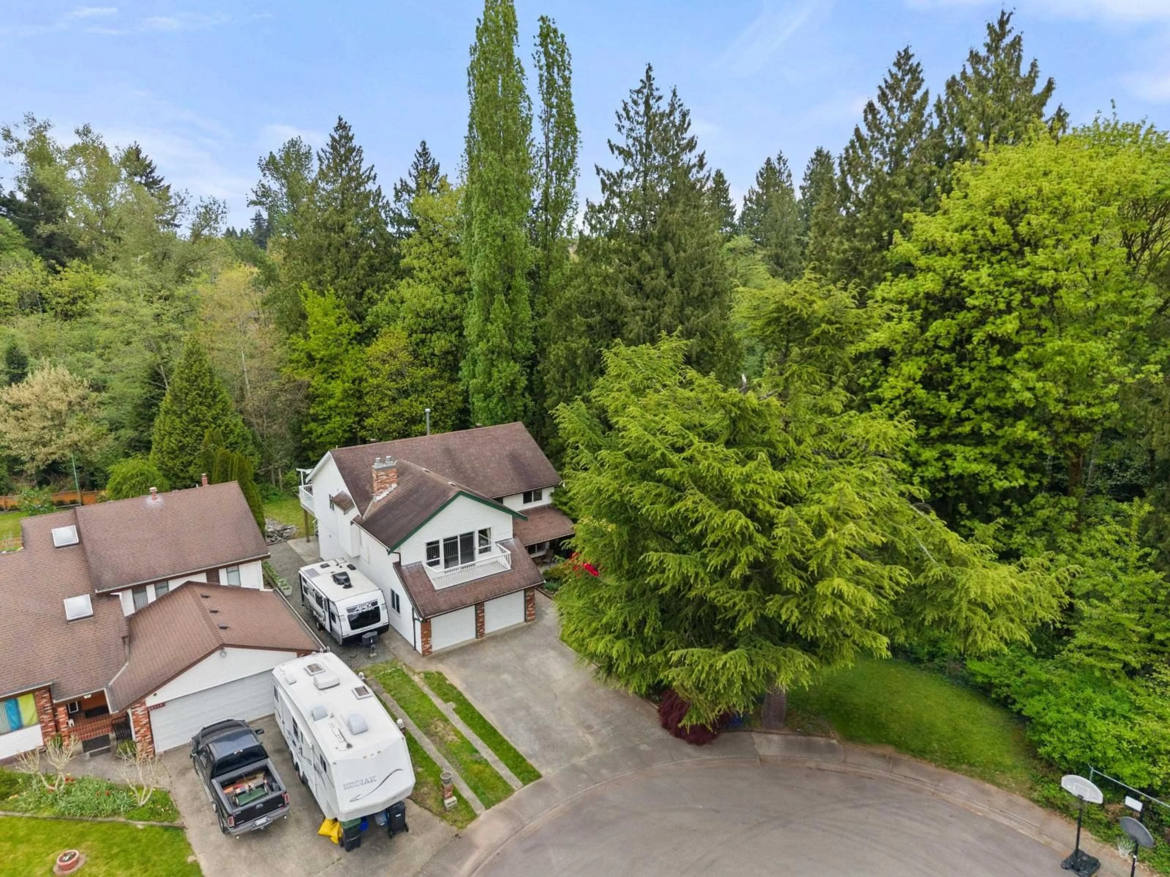 A pic from outside/outdoor area/front of a property/back of a property/a pic from drone, forest/trees view for 20533 TELEGRAPH TRAIL, Langley British Columbia V1M1A7