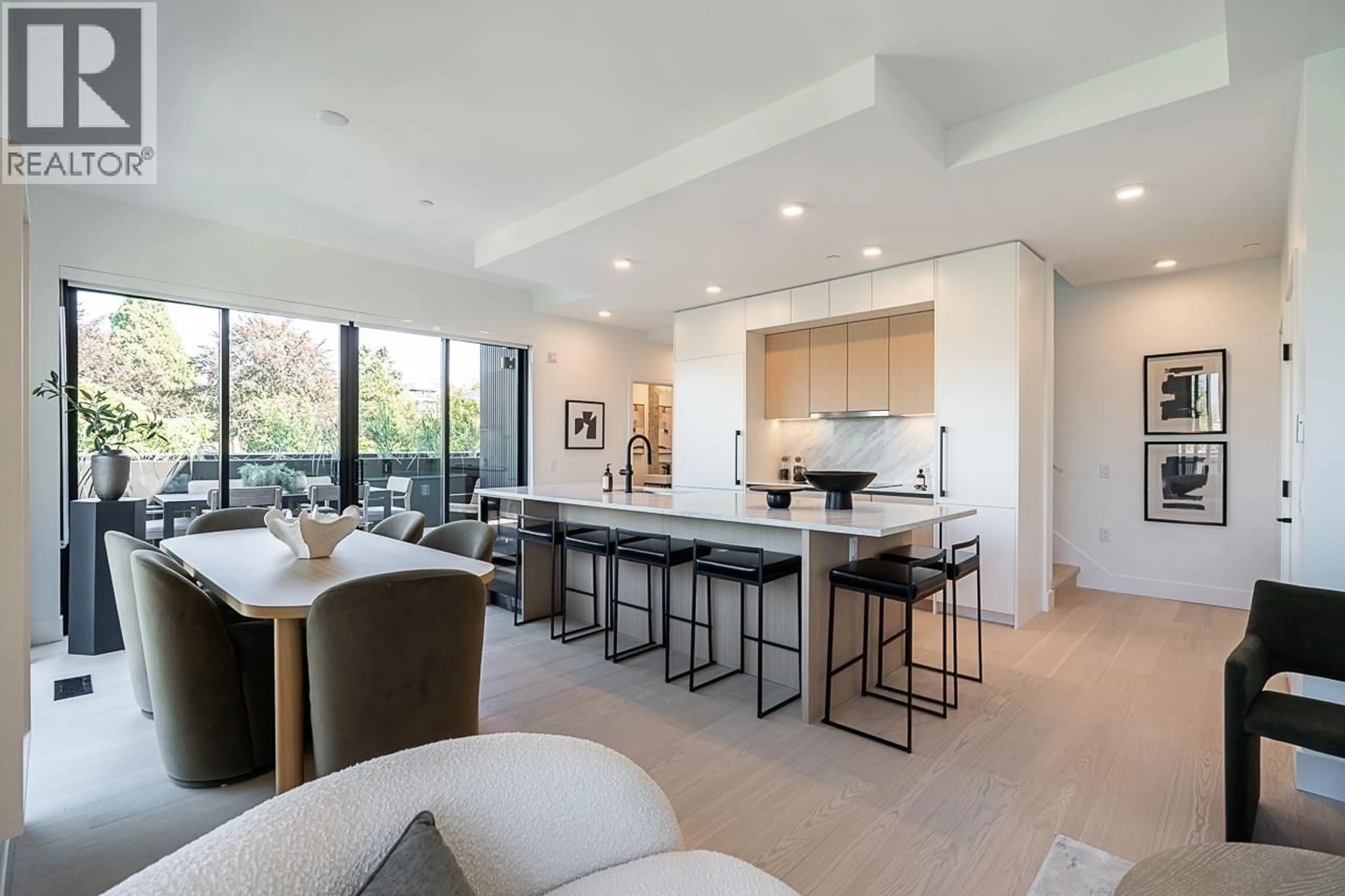 Open concept kitchen, unknown for 202 - 539 28TH AVENUE, Vancouver British Columbia V5Z2H2