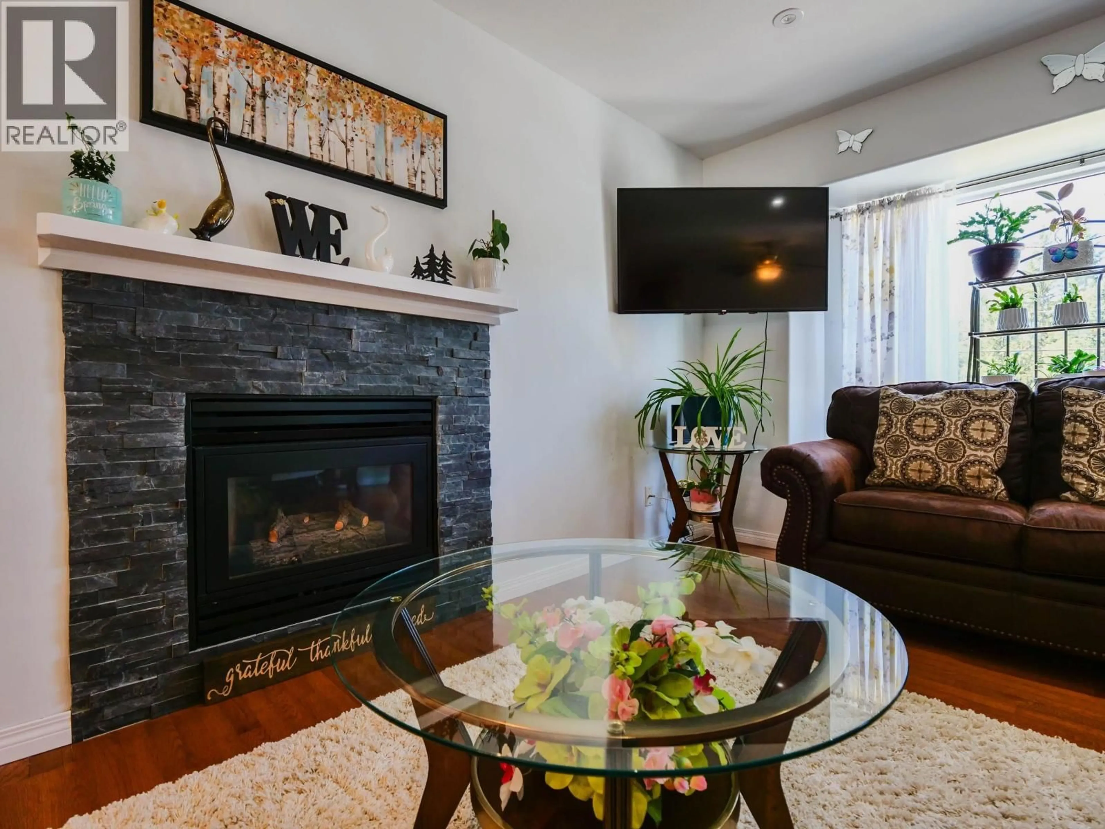 Living room with furniture, unknown for 136 GROSZ ROAD, Quesnel British Columbia V2J5J8