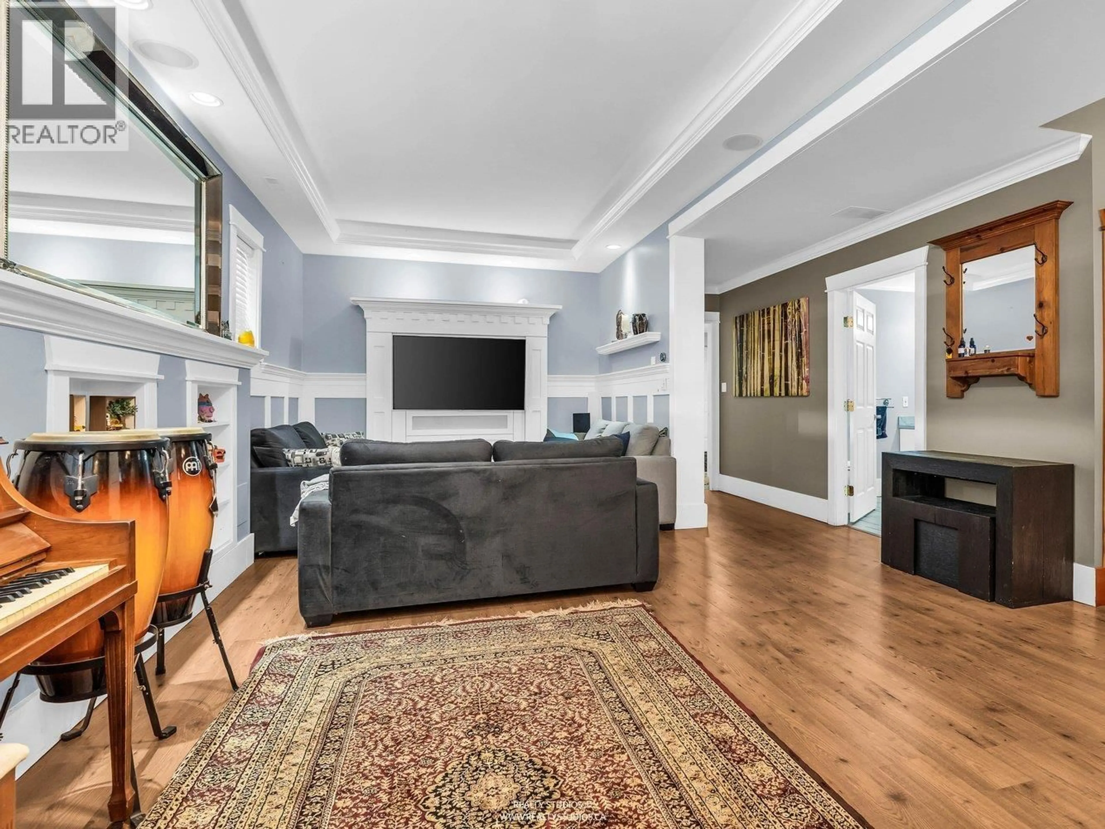 Unknown for 822 22ND AVENUE, Vancouver British Columbia V5V1V7