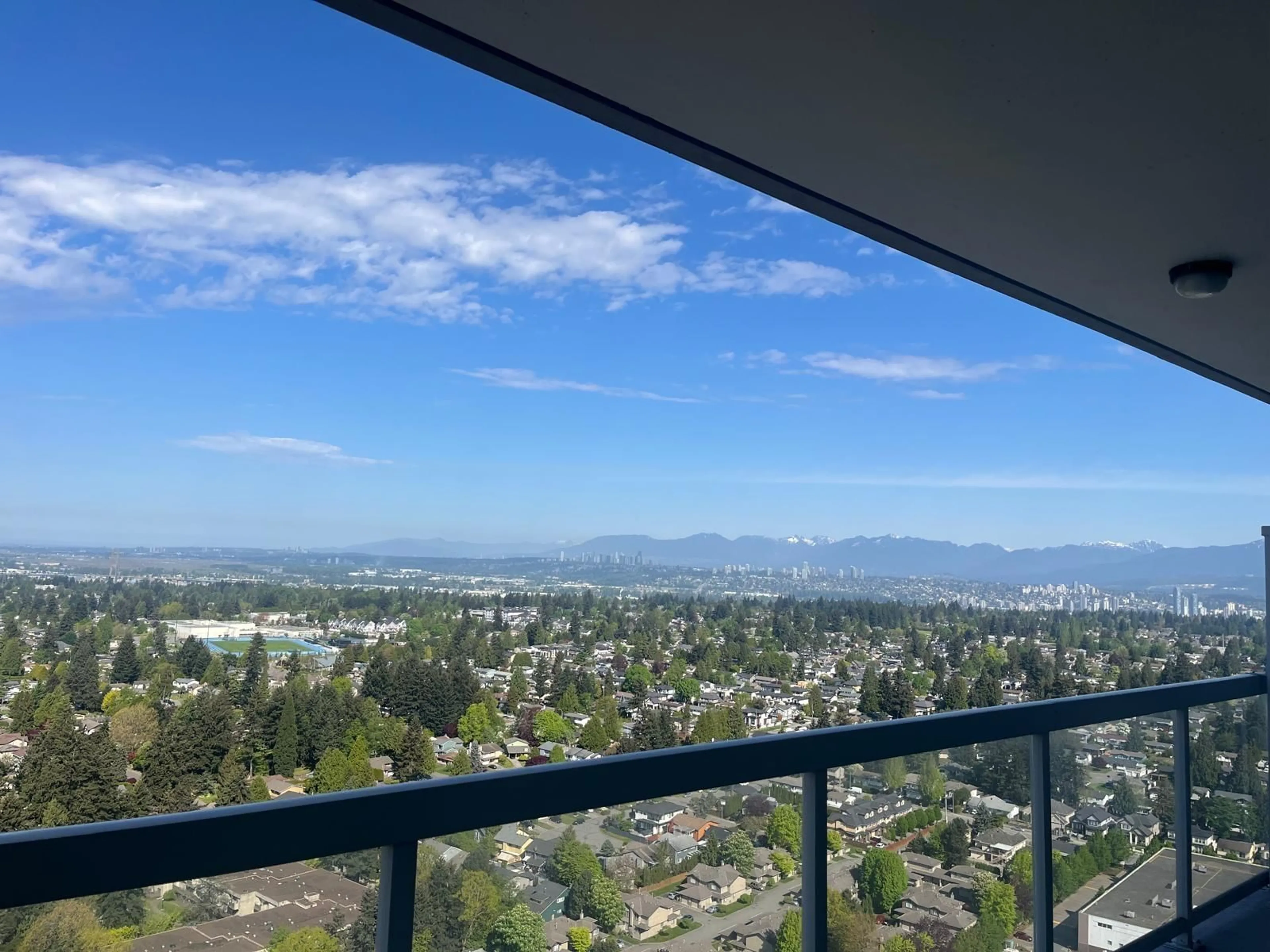 A pic of a room for 3401 - 11967 80 AVENUE, Delta British Columbia V4C0E2