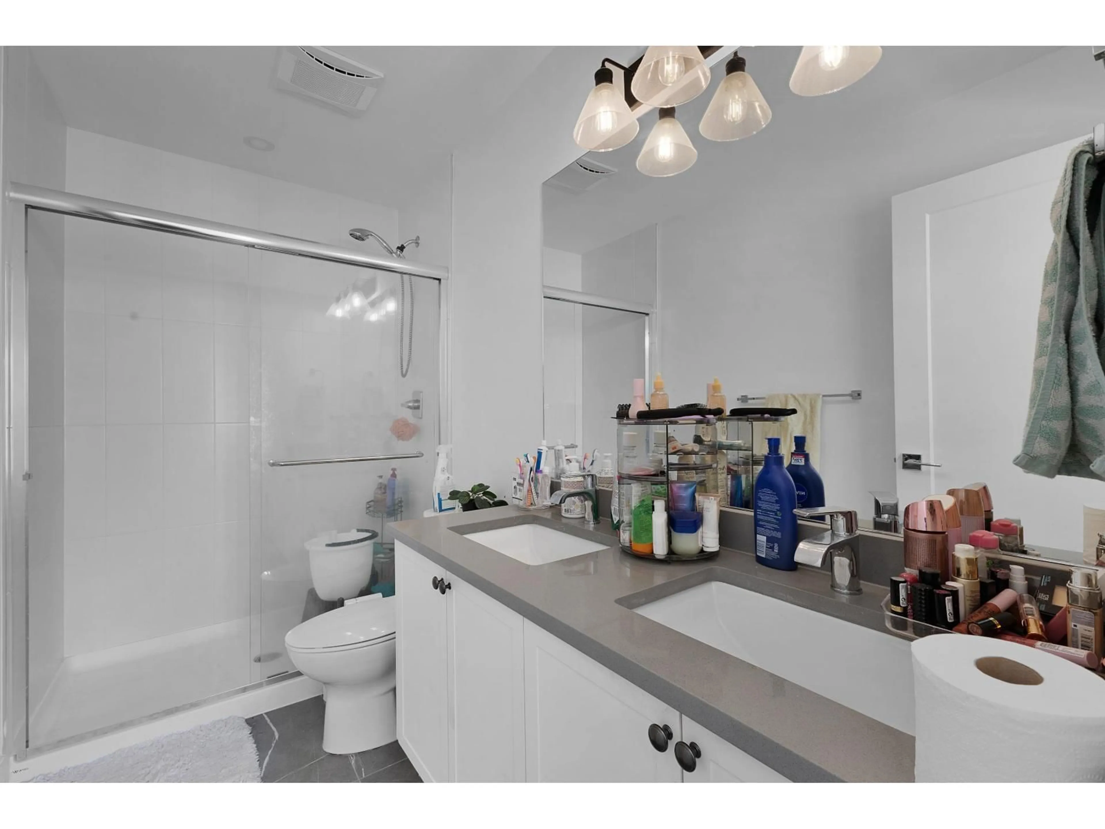 Standard bathroom, ceramic/tile floor for 55 - 14355 62 AVENUE, Surrey British Columbia V3X0K6