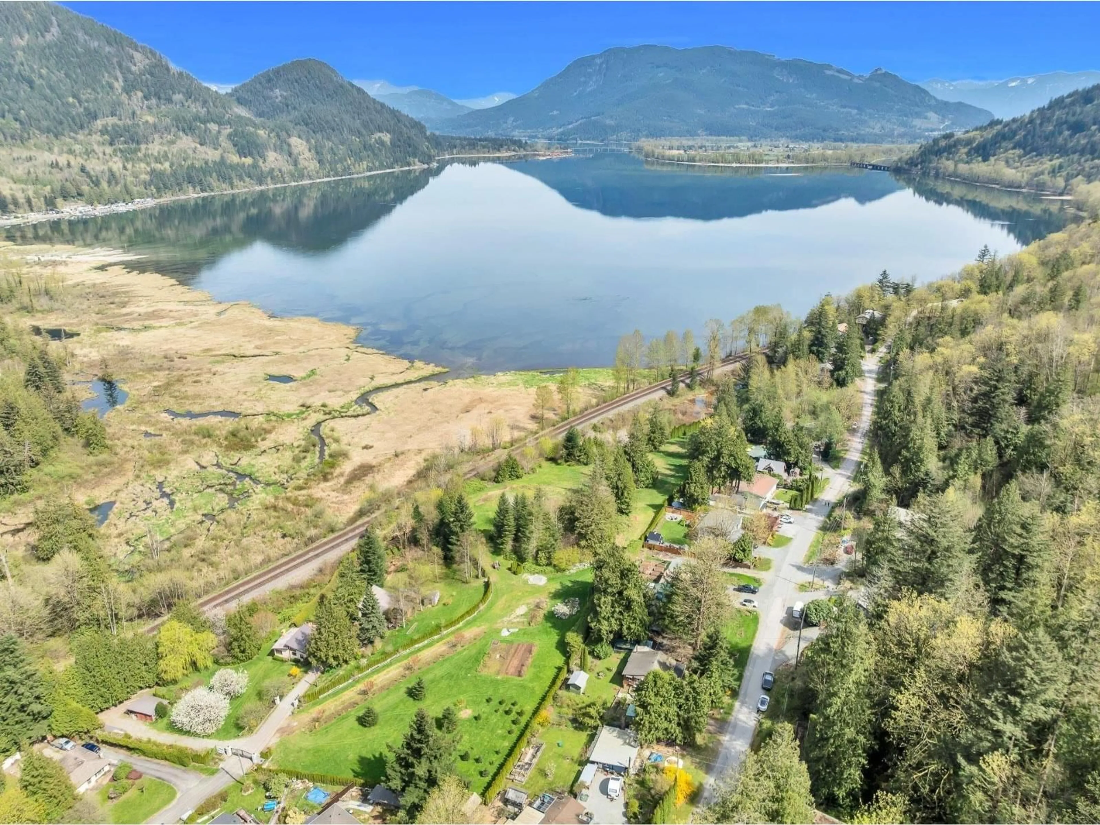A pic from outside/outdoor area/front of a property/back of a property/a pic from drone, water/lake/river/ocean view for 44239 BAYVIEW ROAD, Mission British Columbia V0M1N0