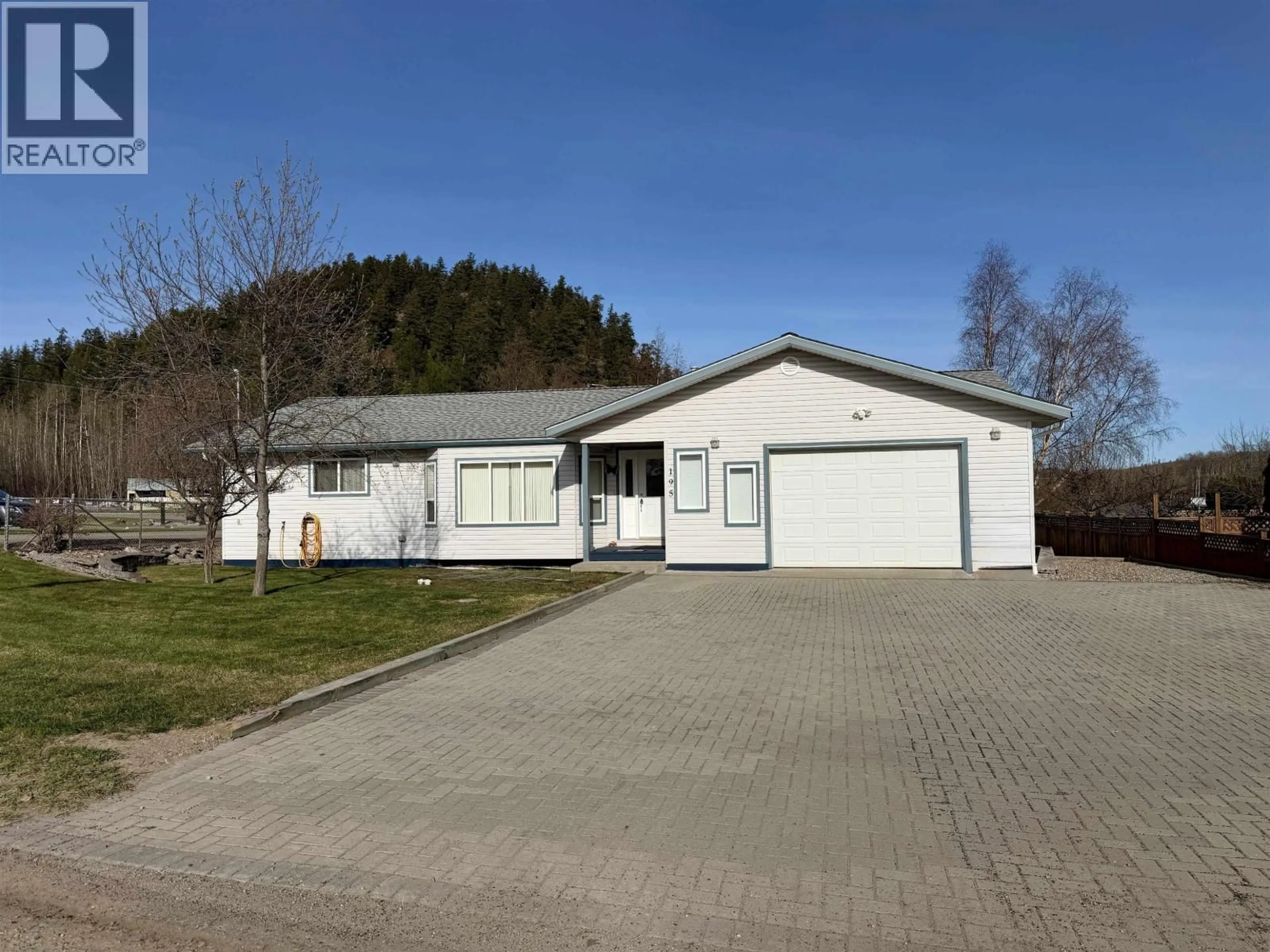 A pic from outside/outdoor area/front of a property/back of a property/a pic from drone, street for 195 MURRAY STREET, Fraser Lake British Columbia V0J1S0