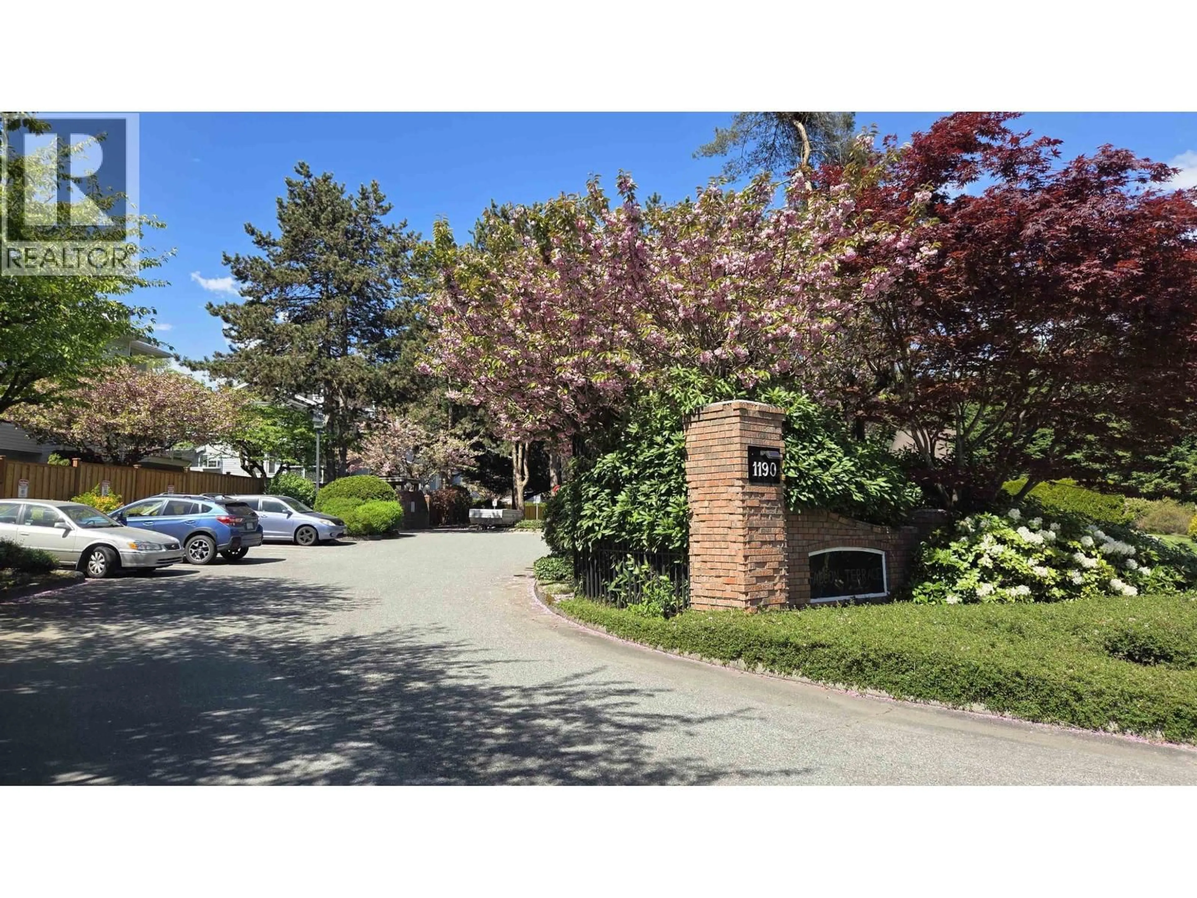A pic from outside/outdoor area/front of a property/back of a property/a pic from drone, street for 36 - 1190 FALCON DRIVE, Coquitlam British Columbia V3E2M4