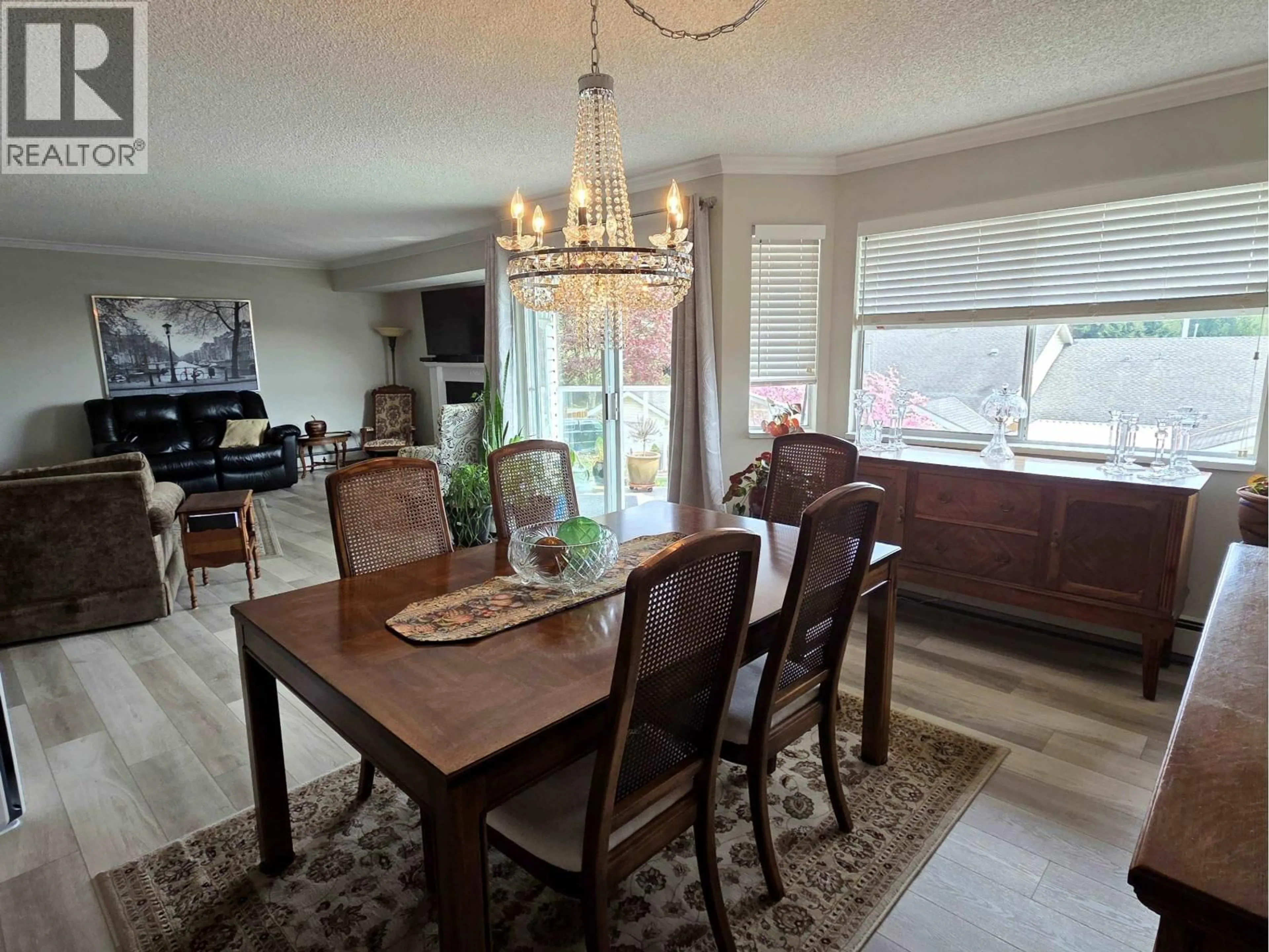 Dining room, wood/laminate floor for 36 - 1190 FALCON DRIVE, Coquitlam British Columbia V3E2M4