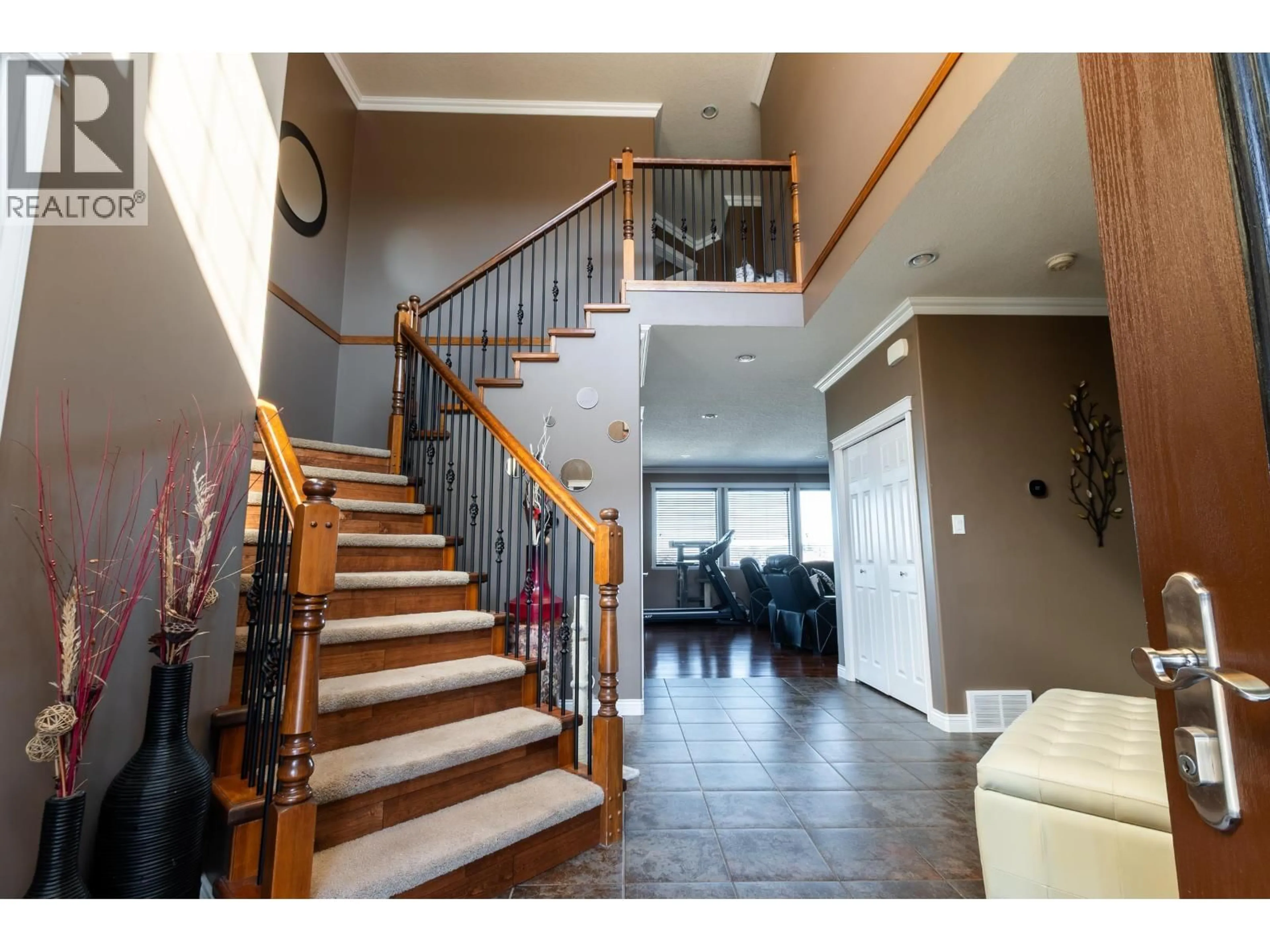 Indoor foyer for 7688 EASTVIEW STREET, Prince George British Columbia V2N6X9
