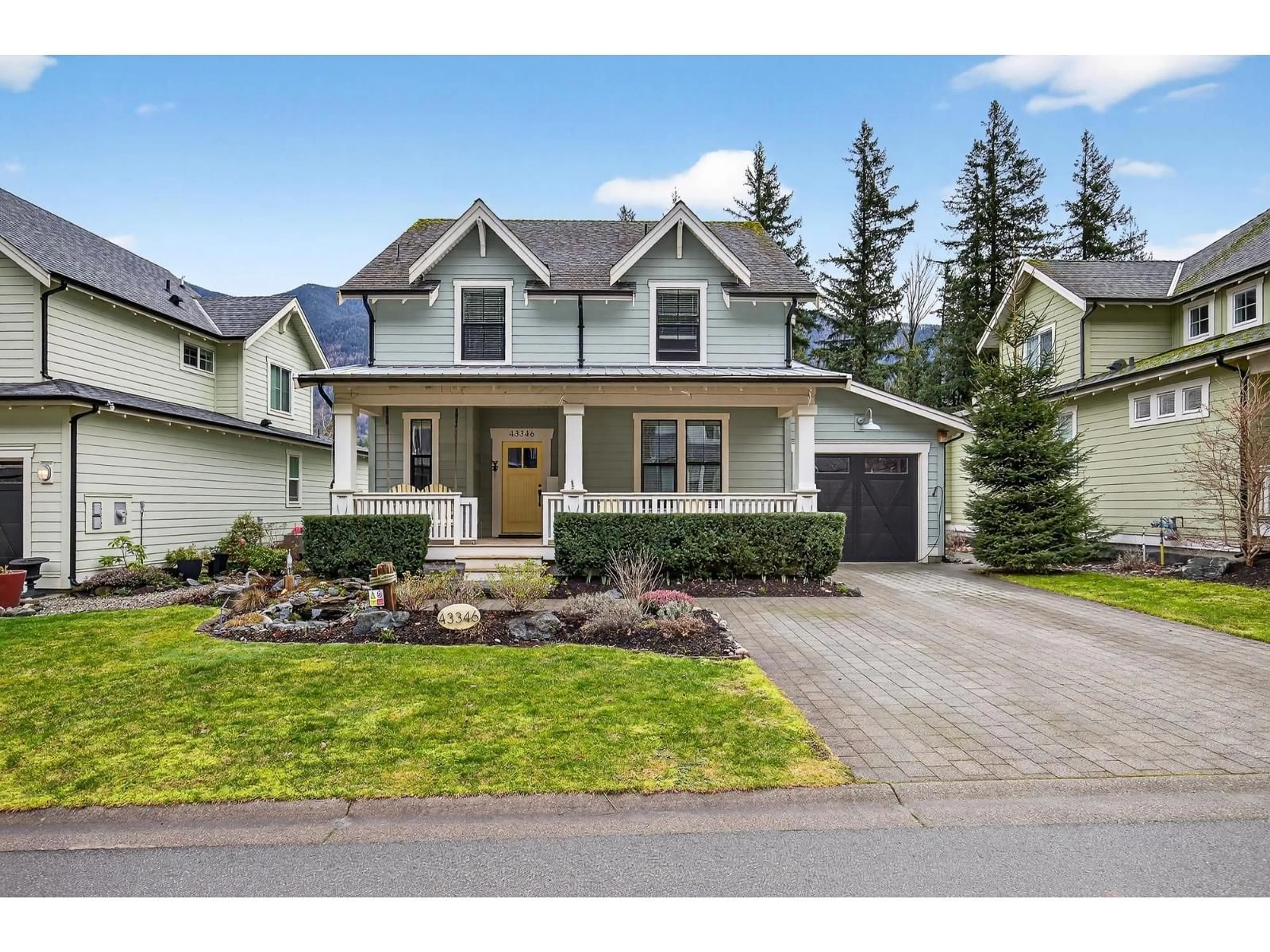 Home with vinyl exterior material, street for 43346 OLD ORCHARD LANE, Lindell Beach British Columbia V2R0Z4