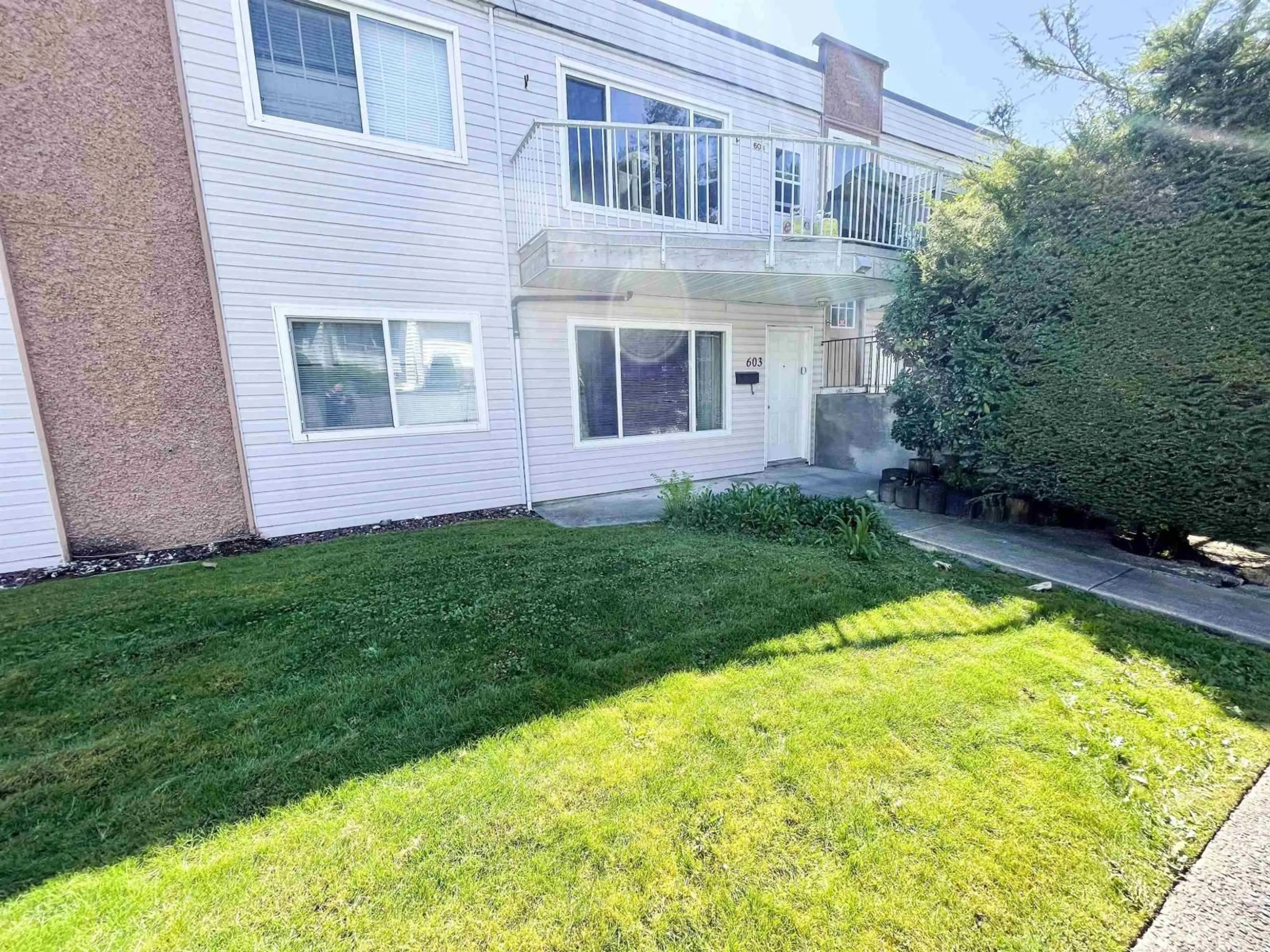 Unknown for 603 - 11901 89A AVENUE, Delta British Columbia V4C3G8