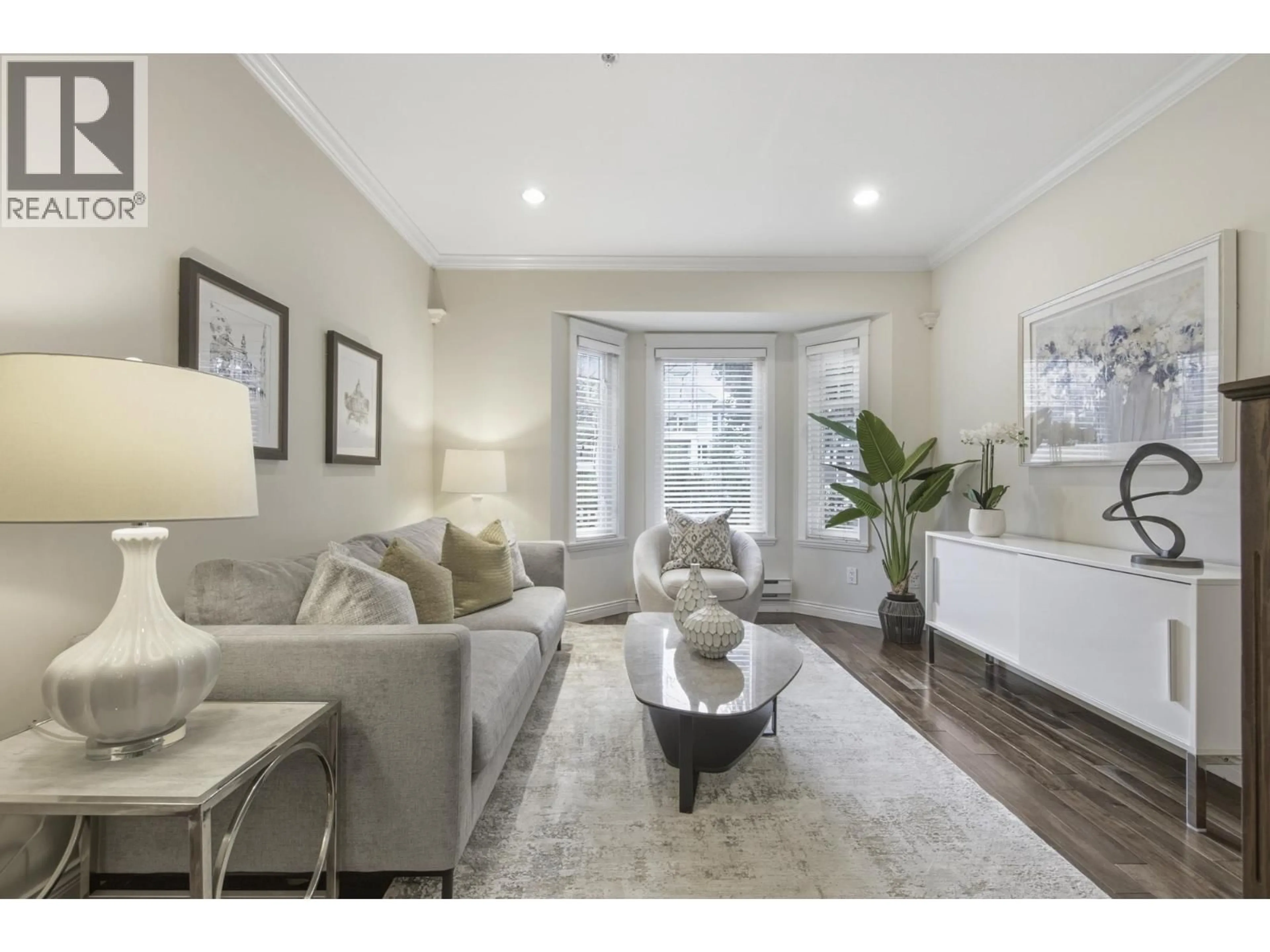 Living room with furniture, unknown for 1737 FRANCES STREET, Vancouver British Columbia V5L1Z5