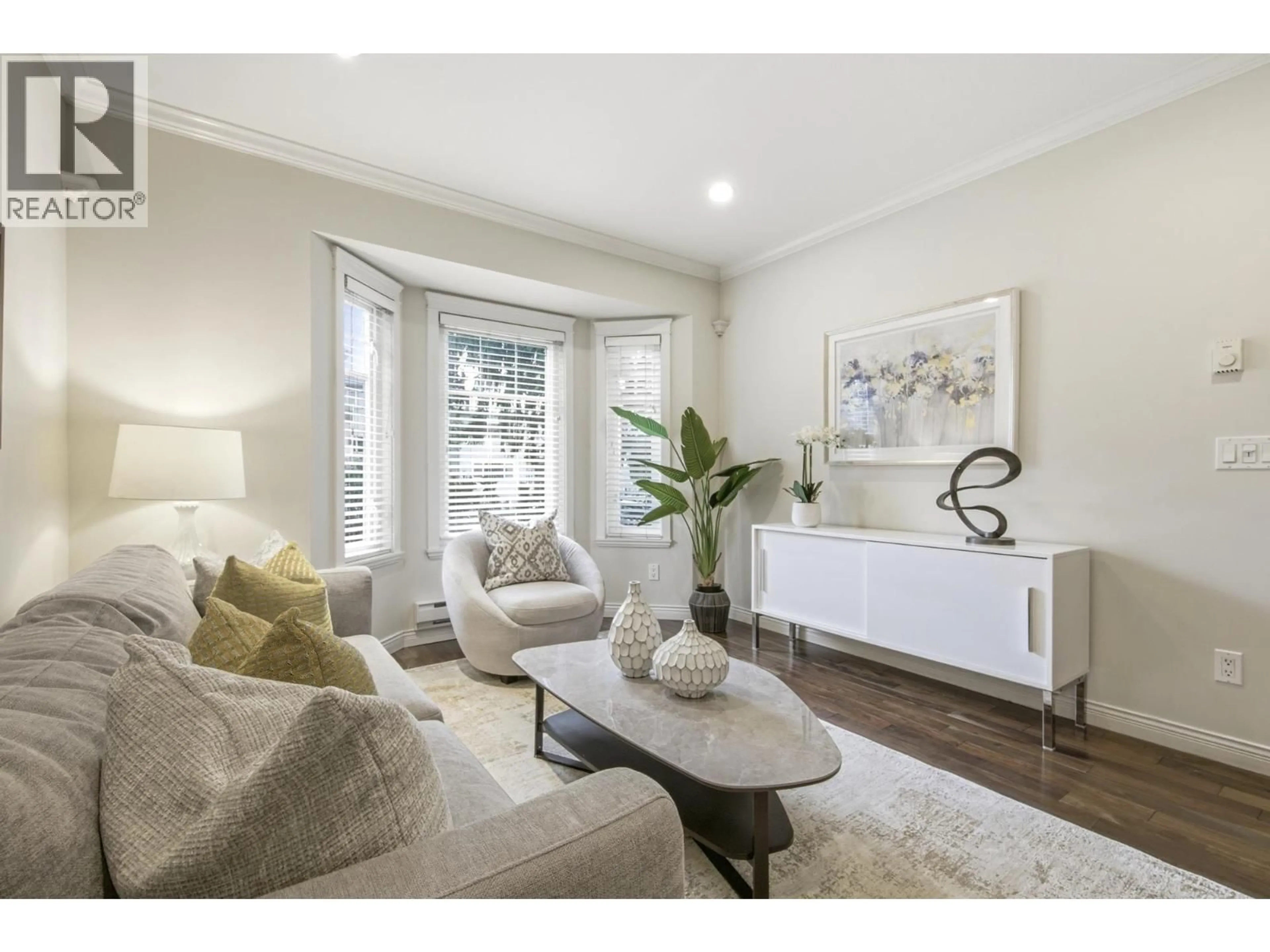 Living room with furniture, unknown for 1737 FRANCES STREET, Vancouver British Columbia V5L1Z5