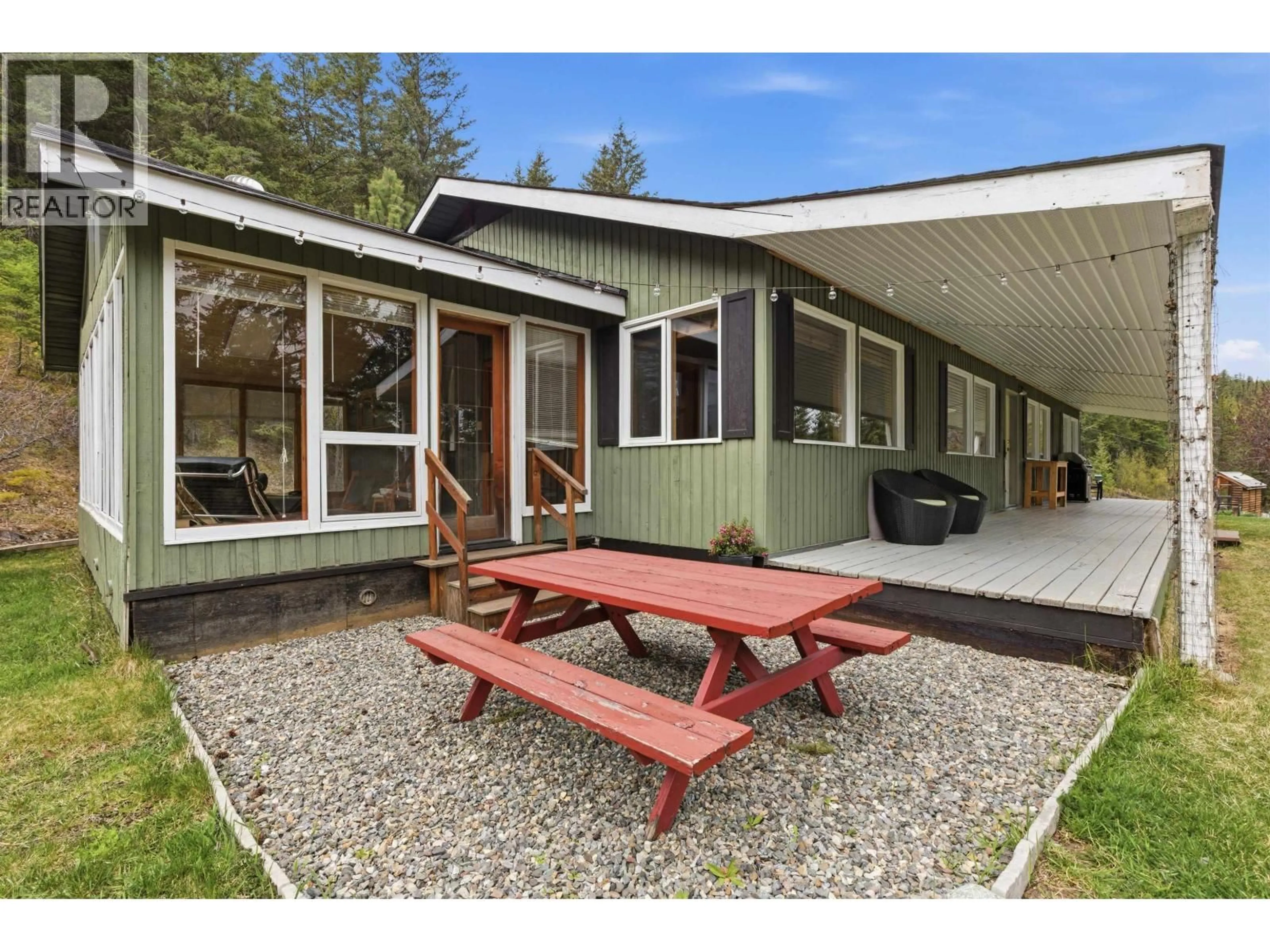 Patio, unknown for 5993 WEST FRASER ROAD, Williams Lake British Columbia V2G5H6