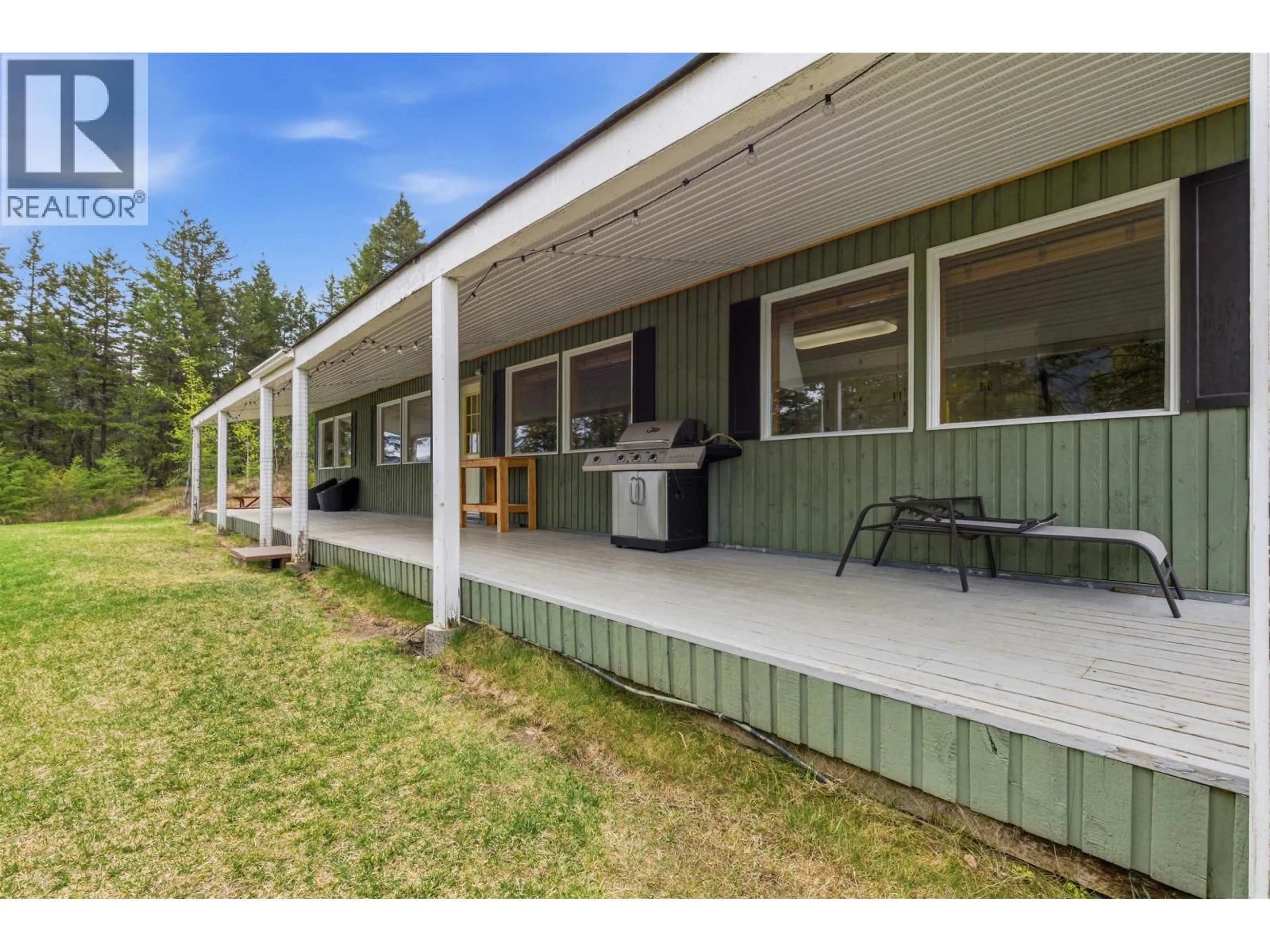 Patio, unknown for 5993 WEST FRASER ROAD, Williams Lake British Columbia V2G5H6