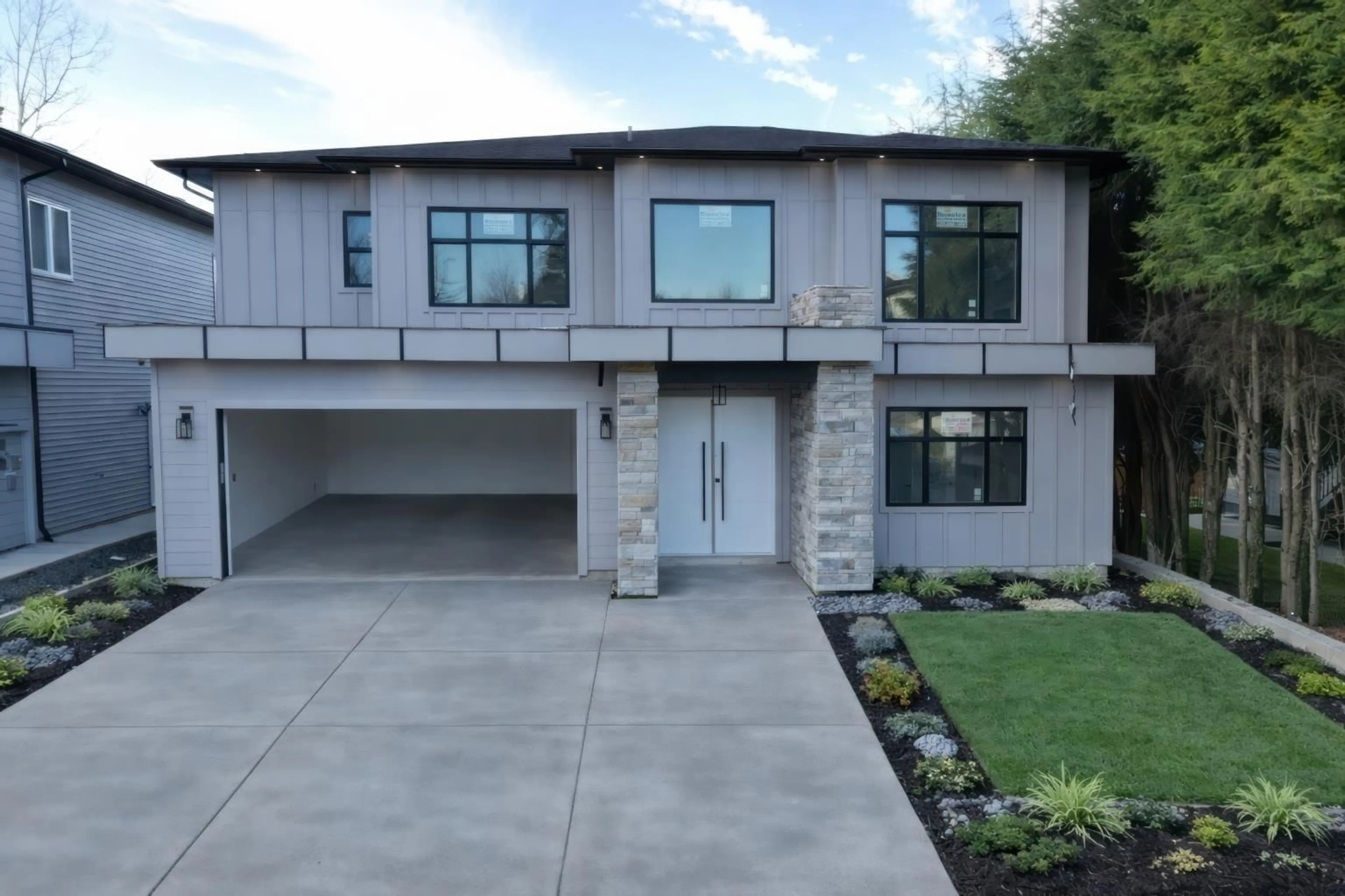 Home with brick exterior material, street for 8511 BENEDICT BLVD BOULEVARD, Mission British Columbia V2V0H1