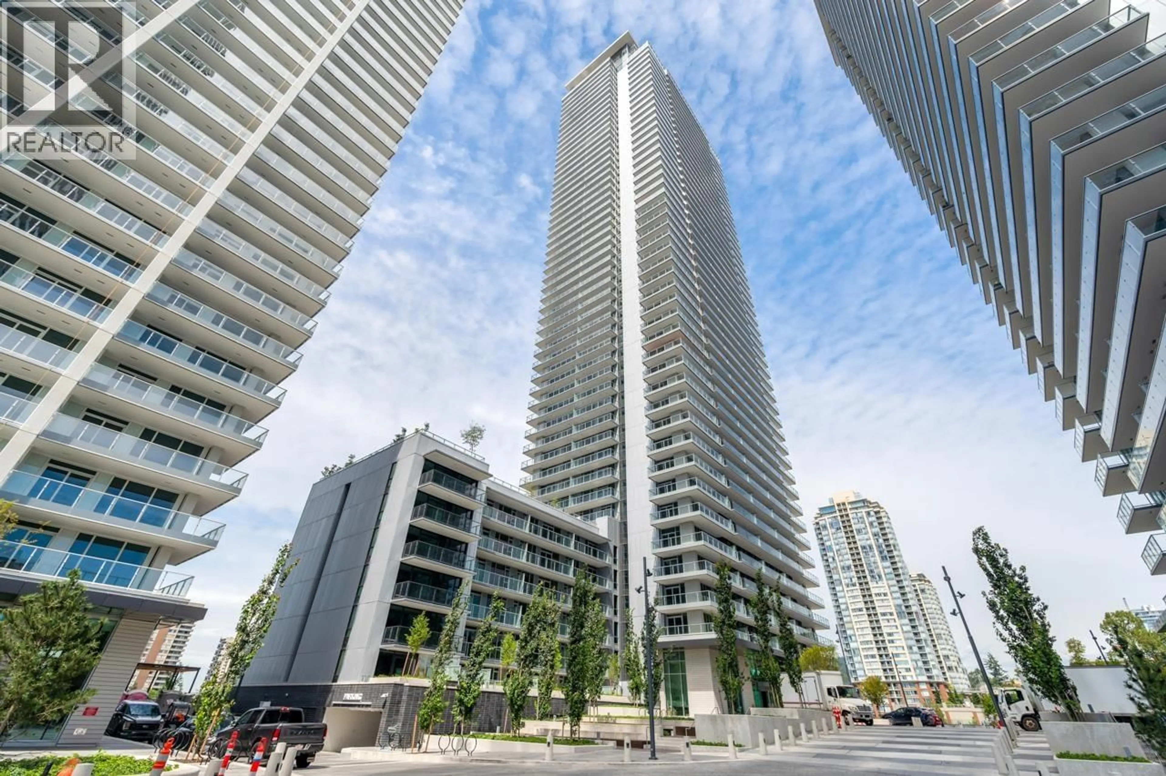 Patio, city buildings view from balcony for 4601 - 3809 EVERGREEN PLACE, Burnaby British Columbia V3J0M1