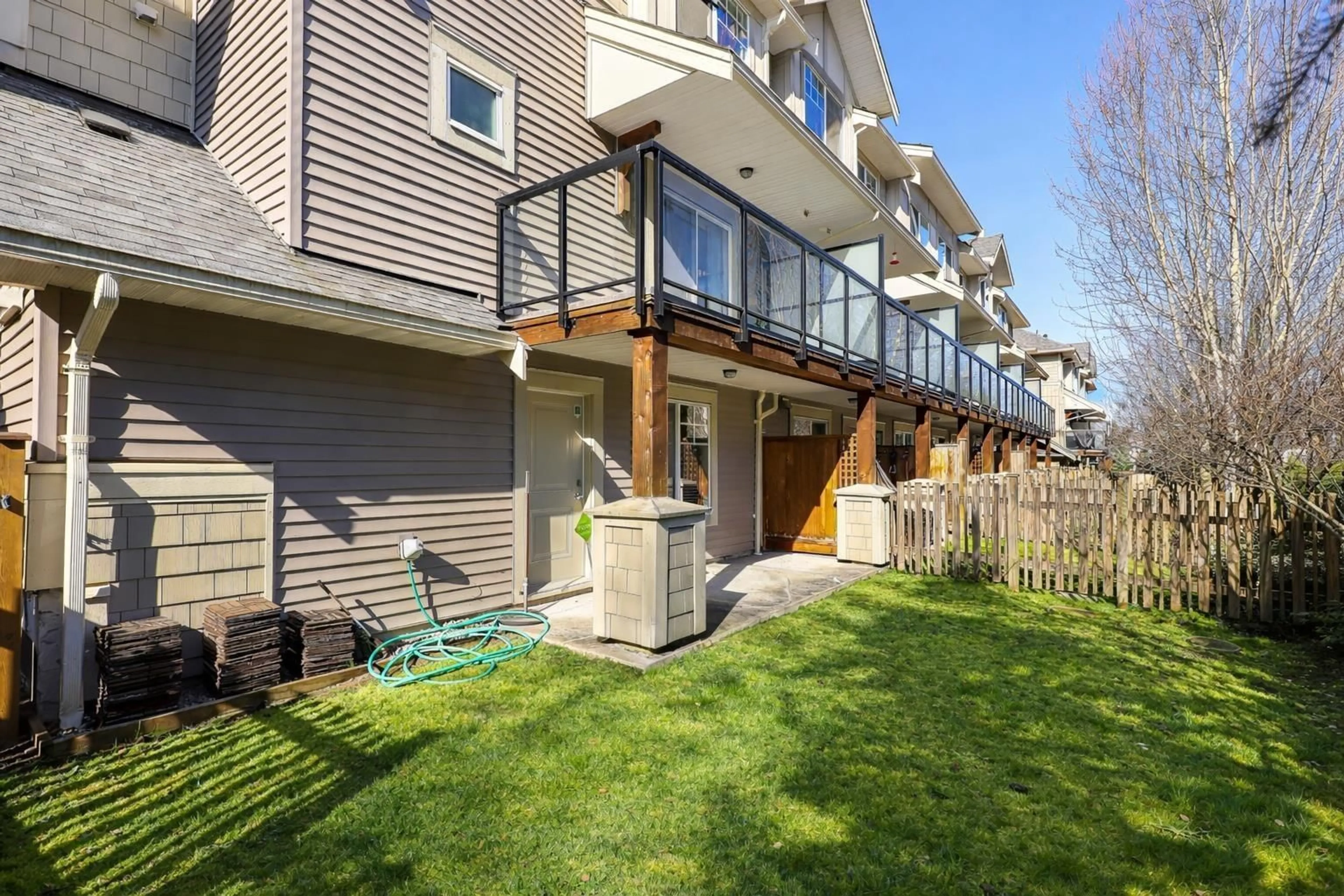 Patio, street for 73 - 20498 82 AVENUE, Langley British Columbia V2Y0V1