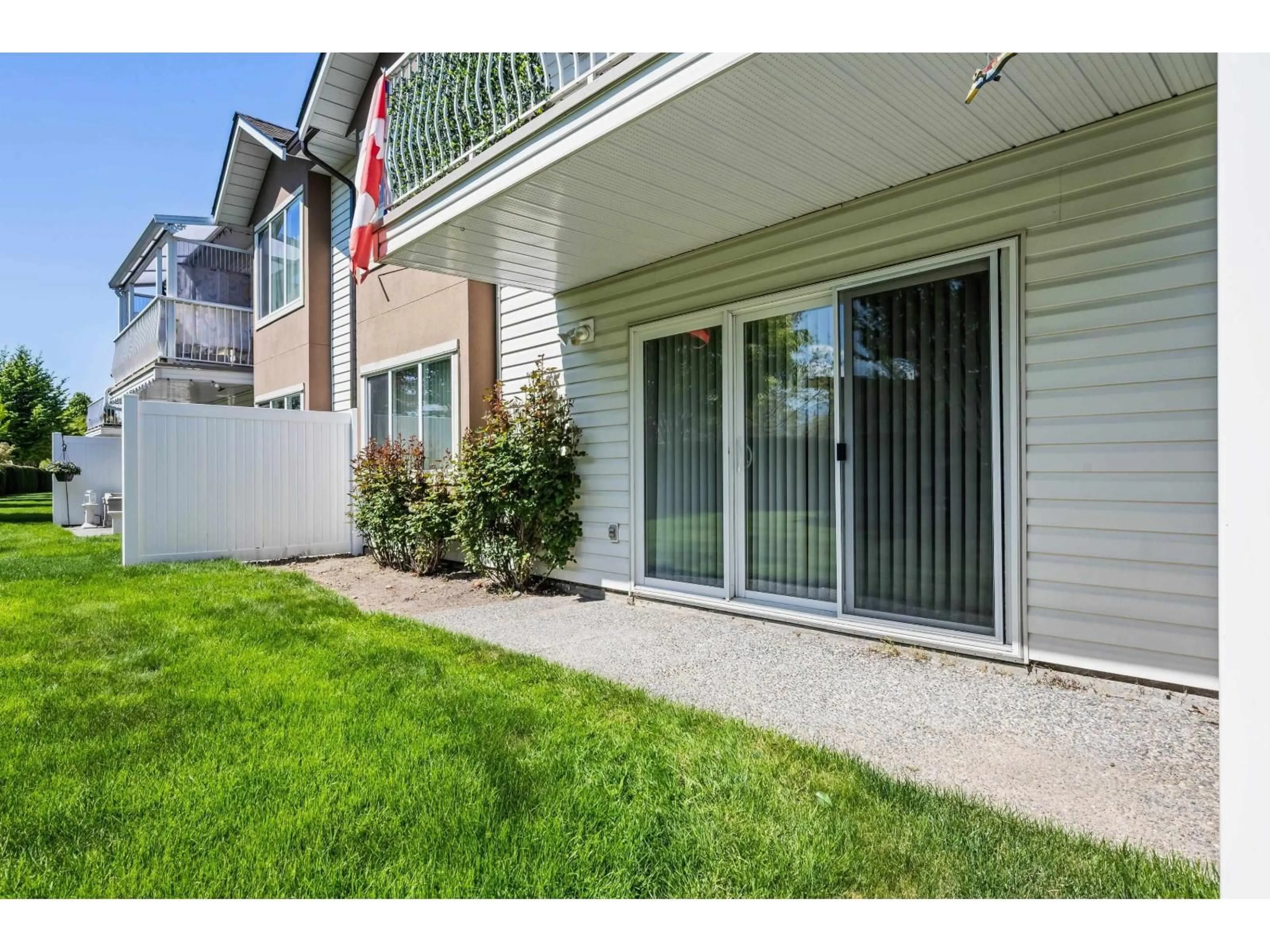 Patio, street for 15 - 46350 CESSNA DRIVE, Chilliwack British Columbia V2P7W3