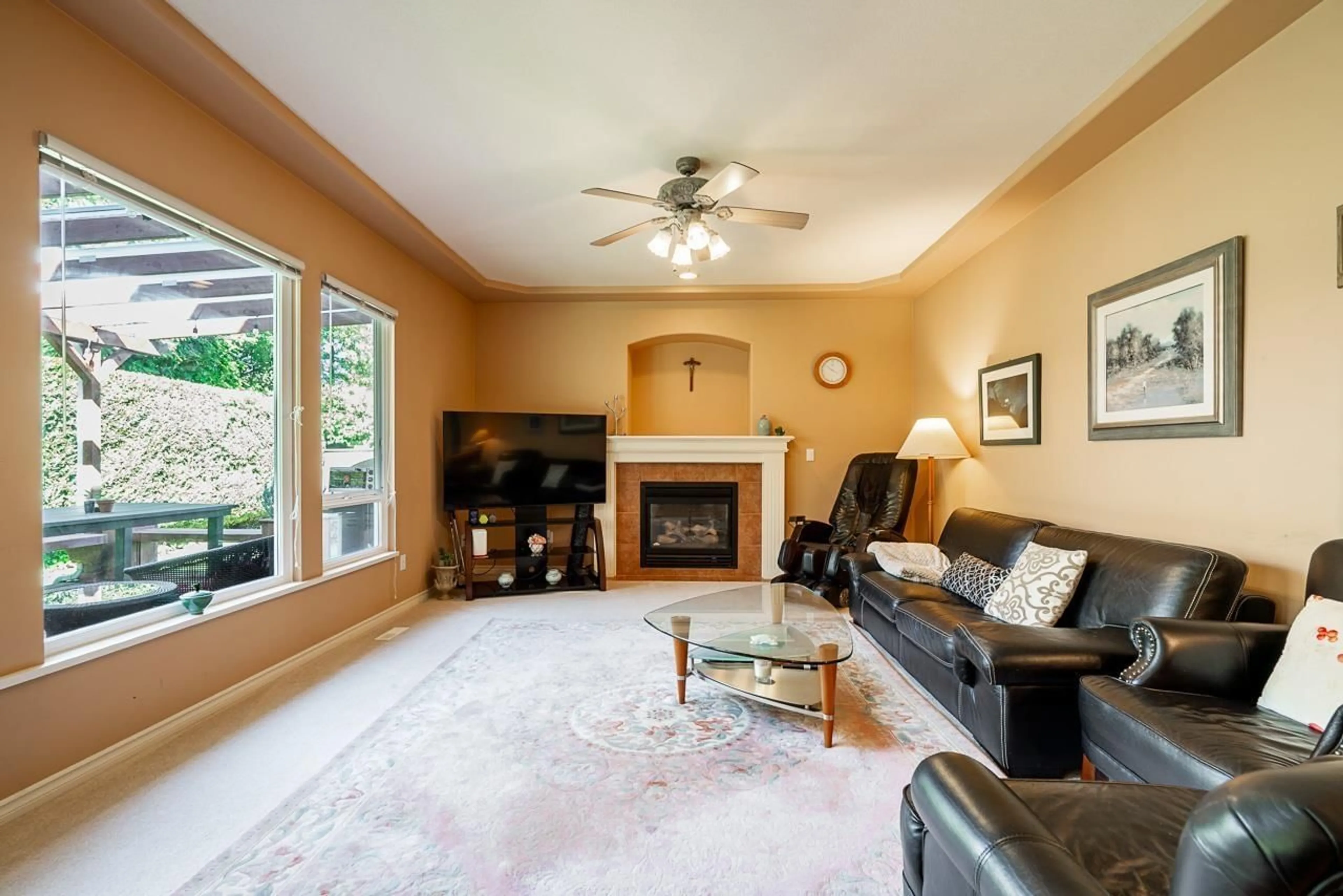 Living room with furniture, ceramic/tile floor for 21235 43A AVENUE, Langley British Columbia V3A8S4
