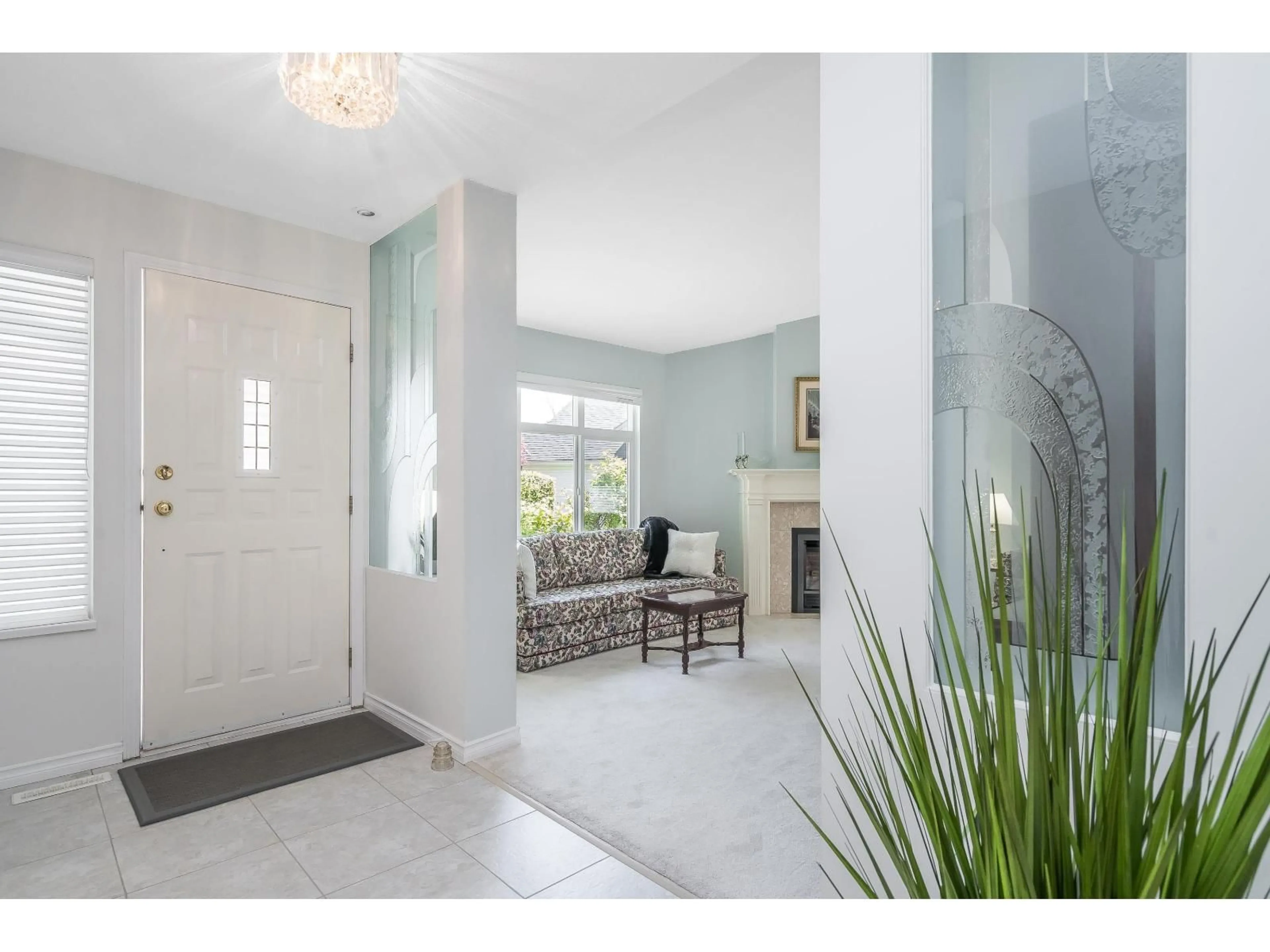 Indoor entryway for 7 - 19649 53 AVENUE, Langley British Columbia V3A8C5