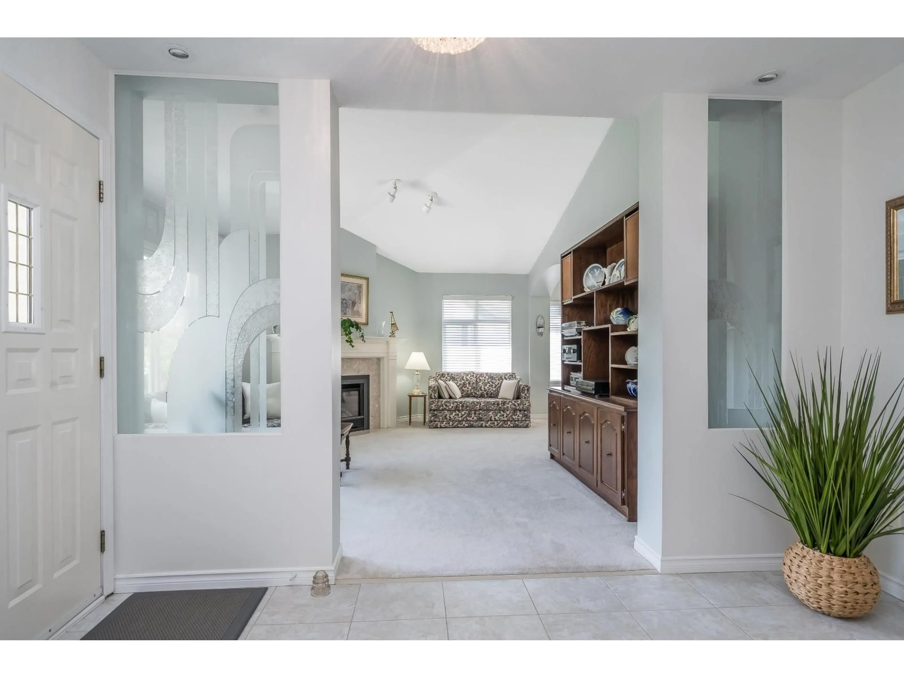 Indoor entryway for 7 - 19649 53 AVENUE, Langley British Columbia V3A8C5