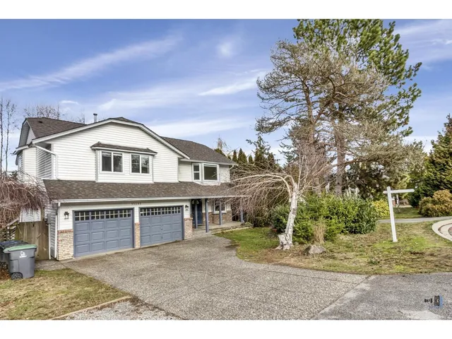 15285 28 AVENUE, Surrey 3