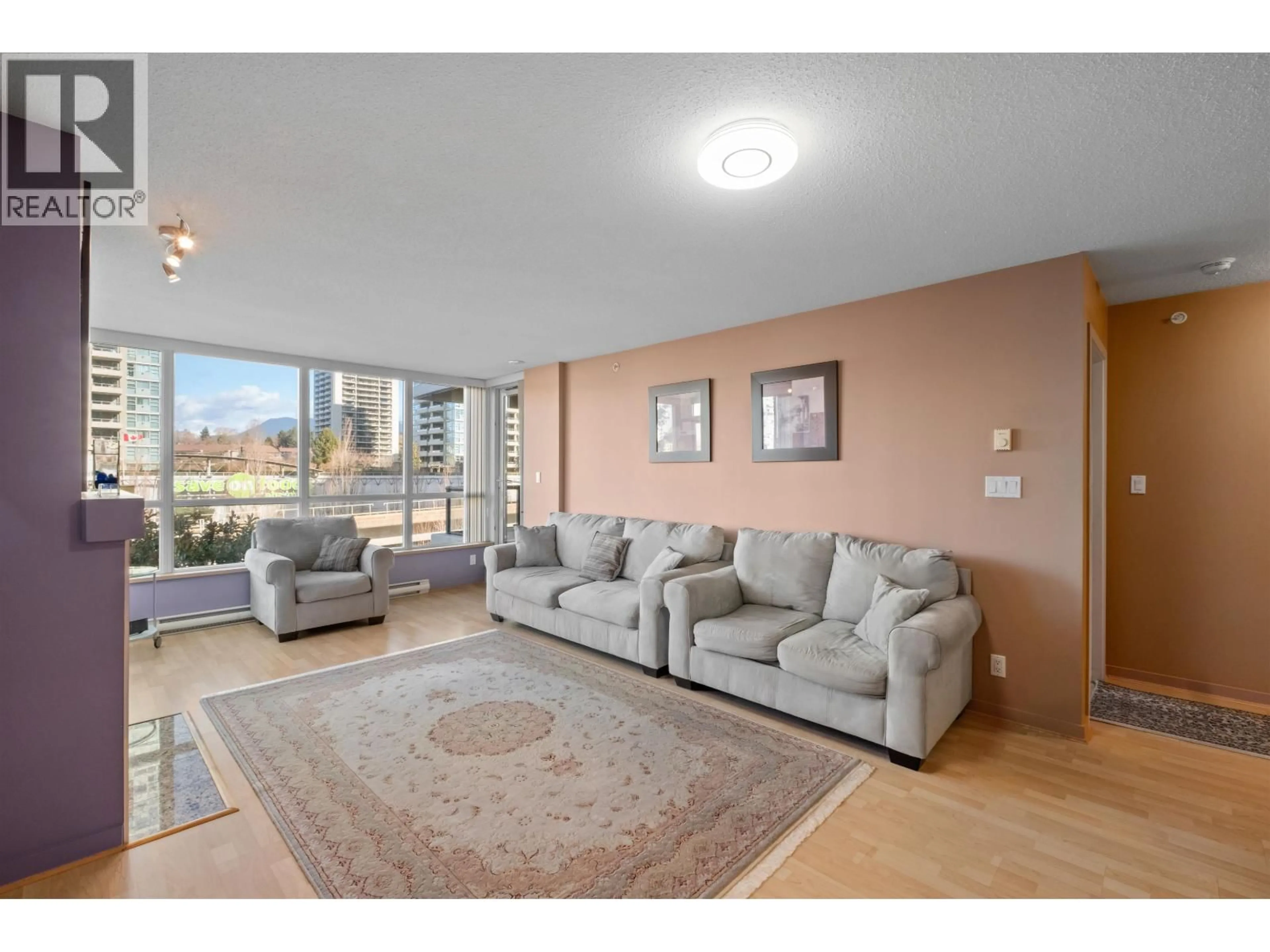 Living room with furniture, unknown for 705 - 2088 MADISON AVENUE, Burnaby British Columbia V5C6T5