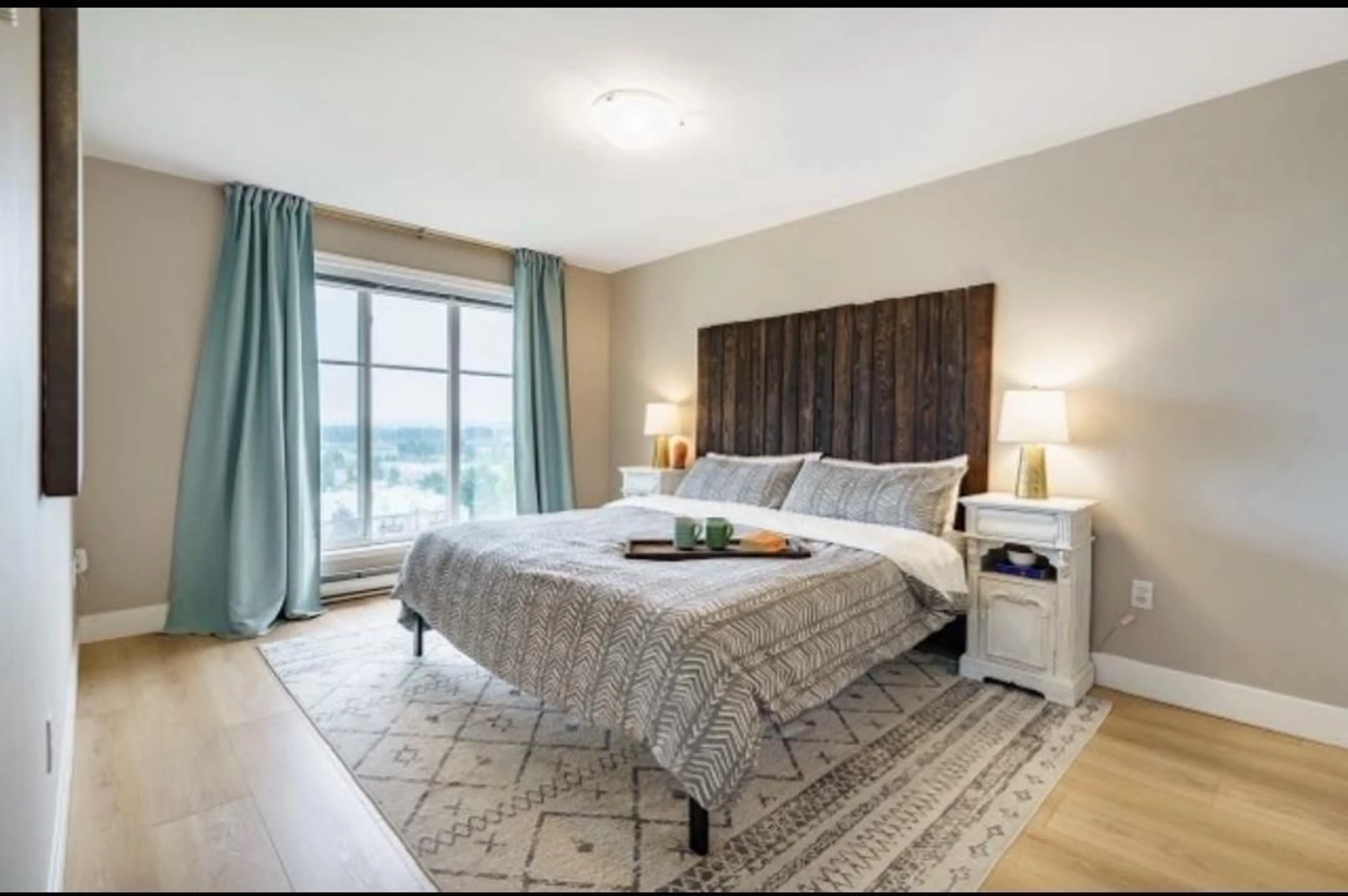 Bedroom with bed, unknown for 305 - 33150 4TH AVENUE, Mission British Columbia V2V7A3