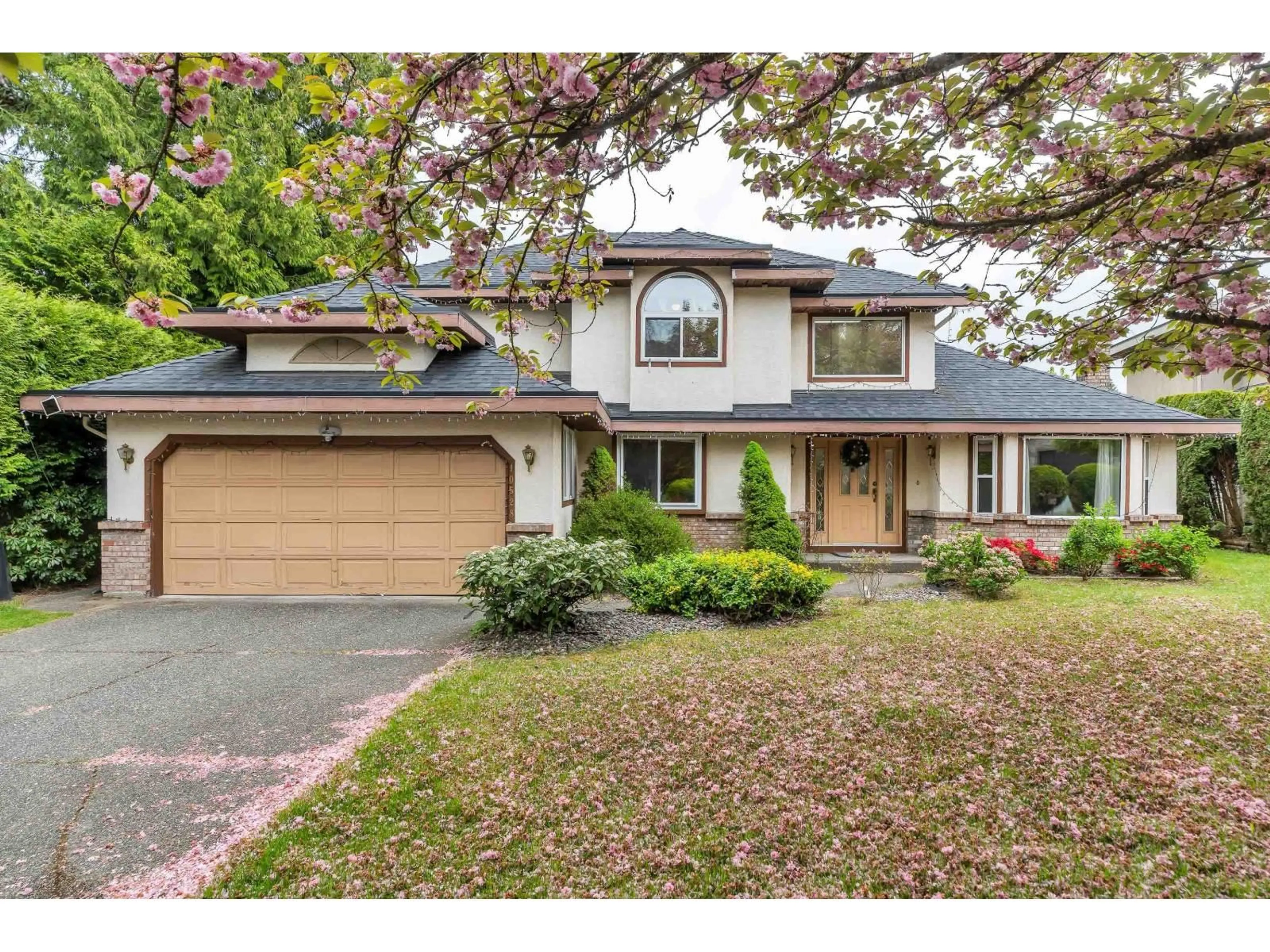 Home with vinyl exterior material, street for 10528 168A STREET, Surrey British Columbia V4N3H6