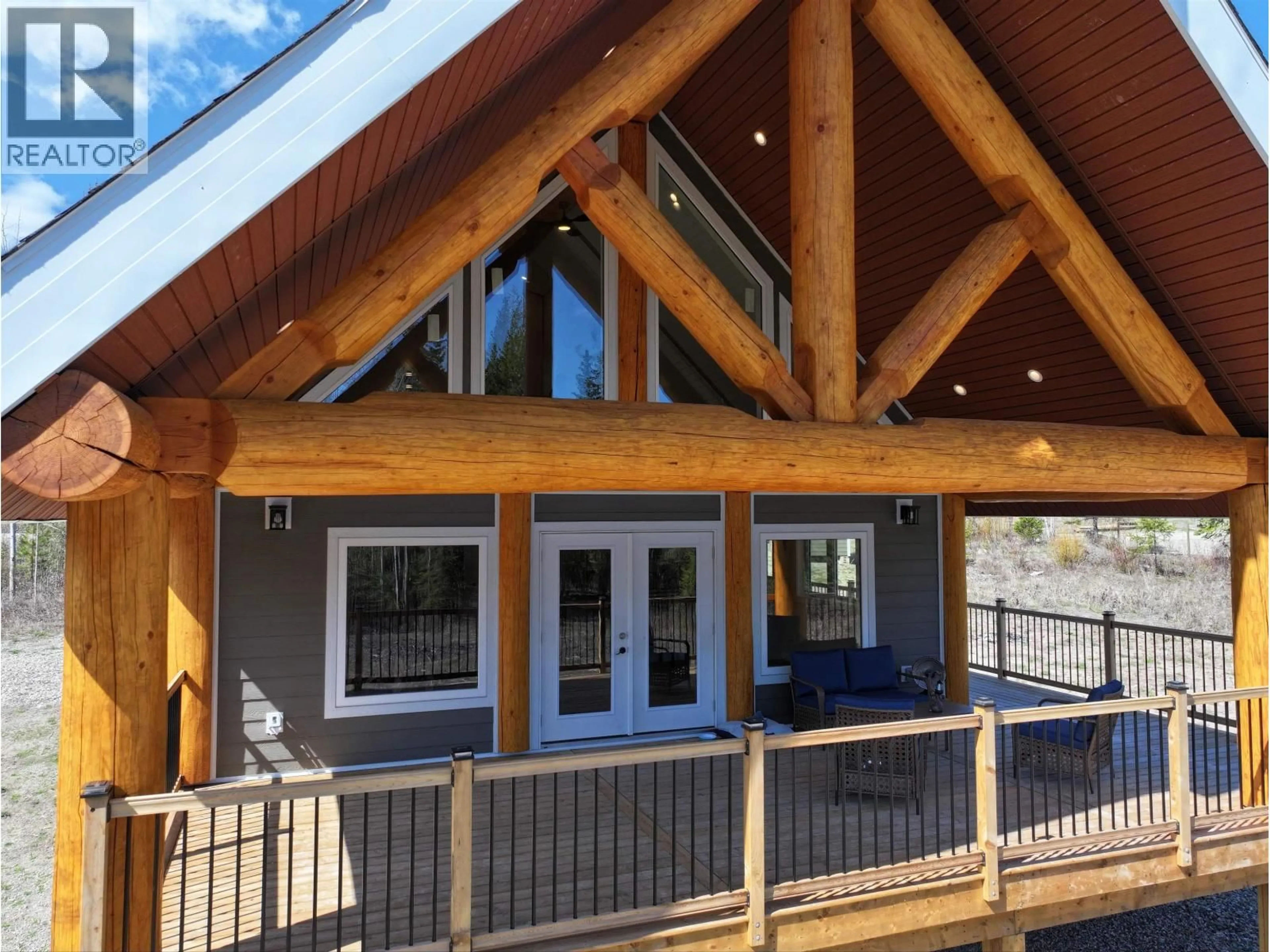 Indoor foyer for 1859 PURSER CREEK ROAD, Quesnel British Columbia V2J7C1