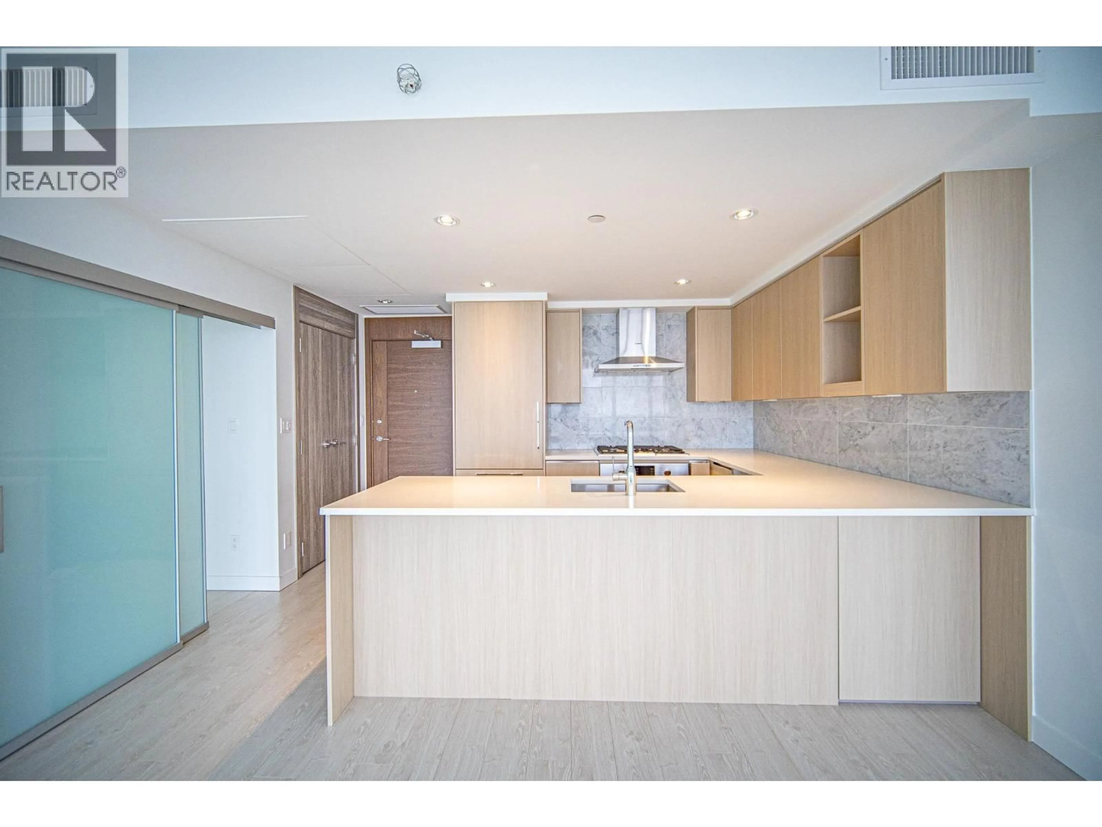 Standard kitchen, unknown for 4802 - 4730 LOUGHEED HIGHWAY, Burnaby British Columbia V5C0M9