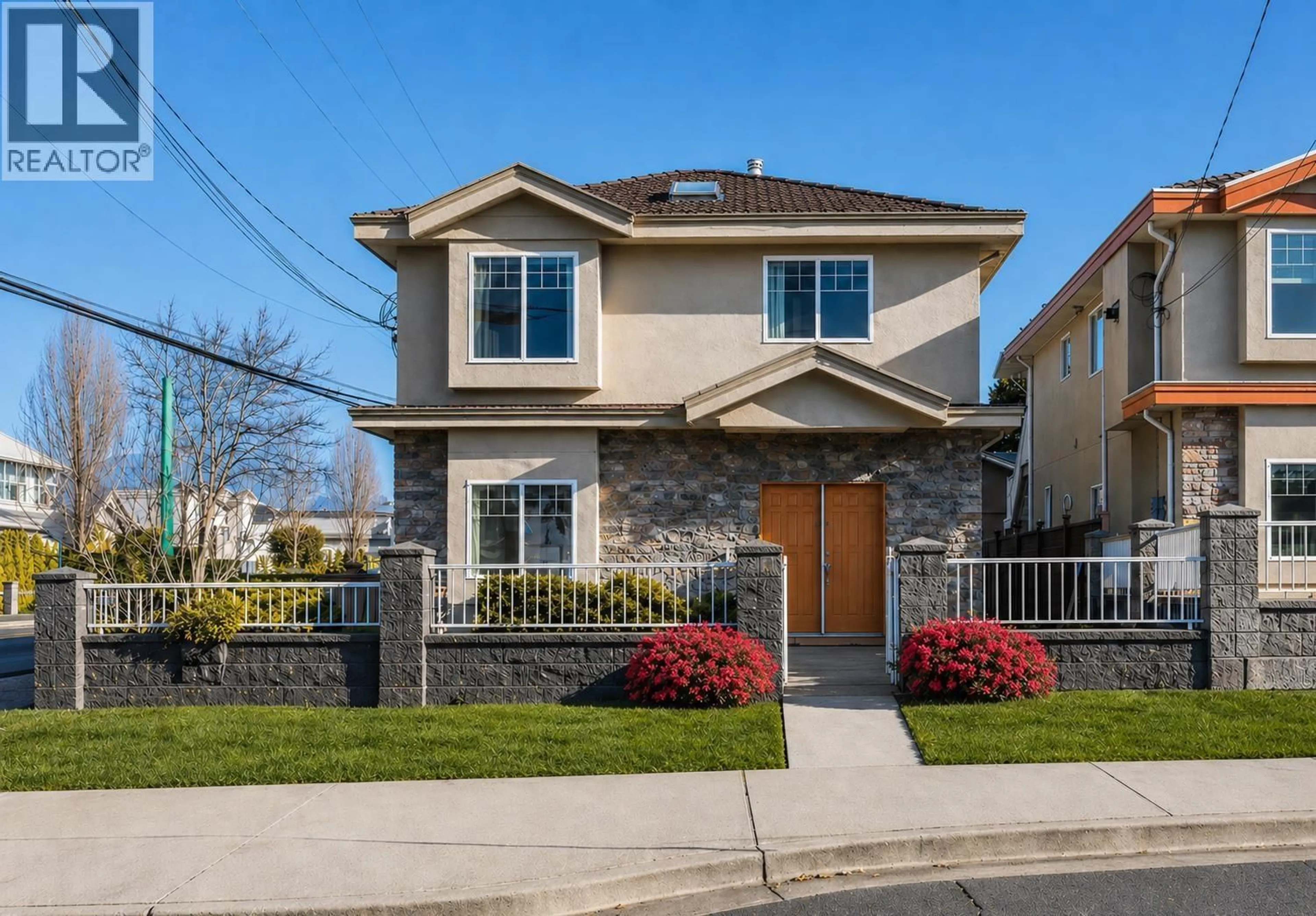 Home with brick exterior material, street for 6698 UNION STREET, Burnaby British Columbia V5B1X1
