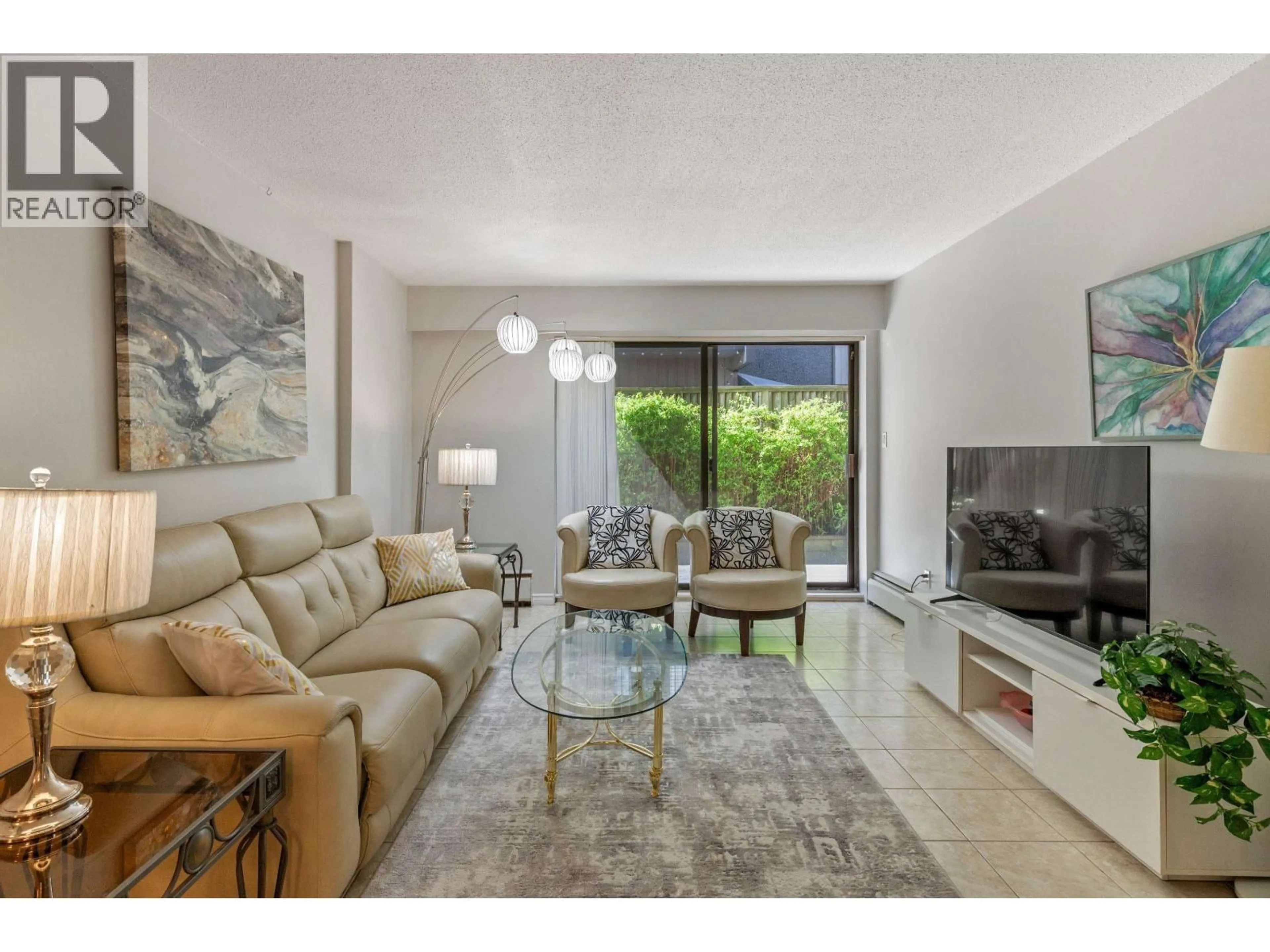 Living room with furniture, unknown for 103 - 2040 CORNWALL AVENUE, Vancouver British Columbia V6J1E1