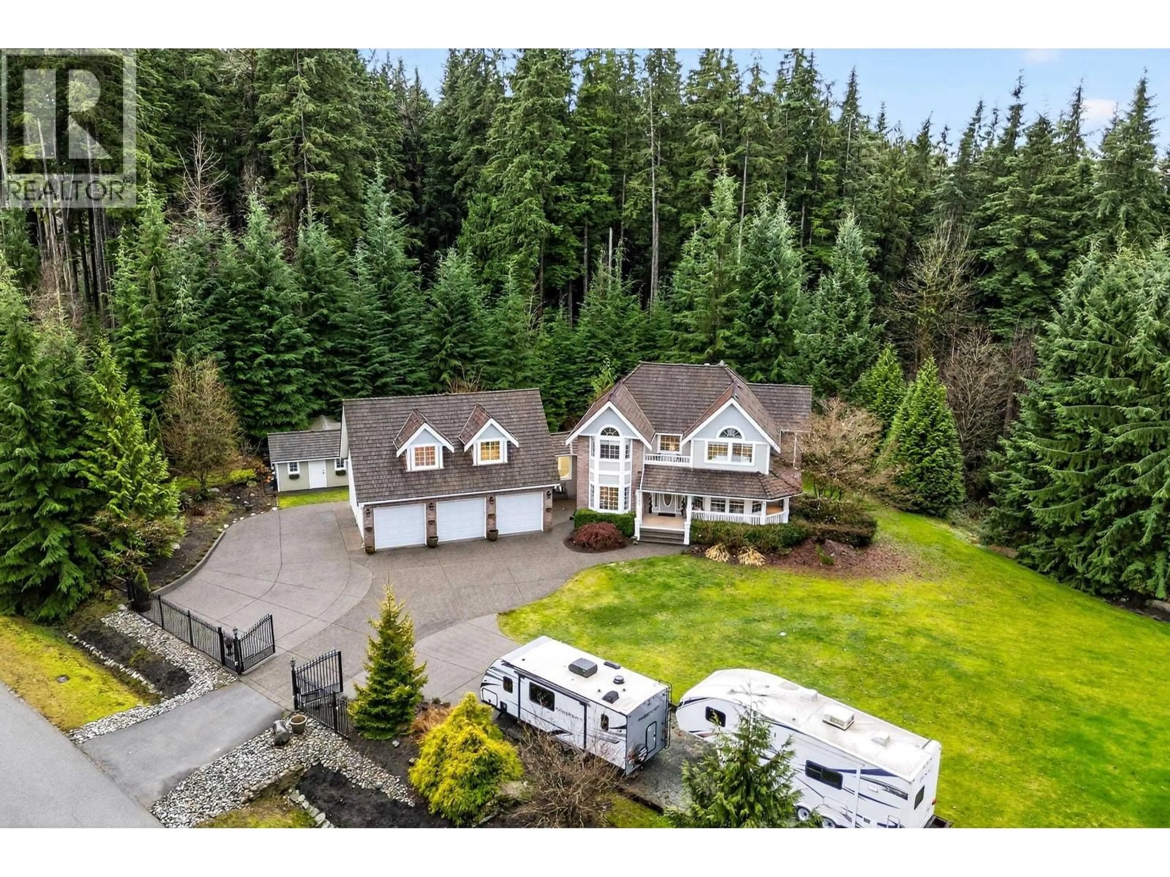 A pic from outside/outdoor area/front of a property/back of a property/a pic from drone, mountain view for 12595 266 STREET, Maple Ridge British Columbia V2W1C9