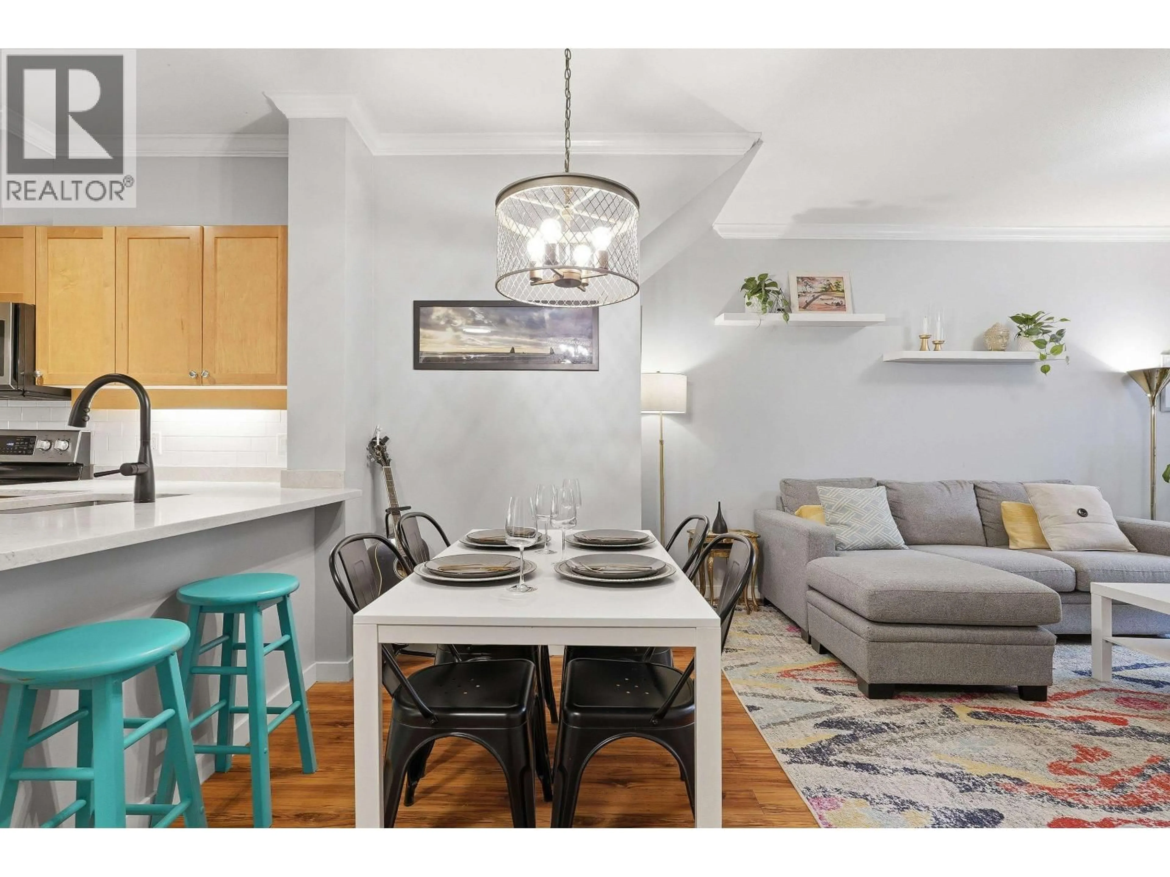 Open concept kitchen, unknown for 125 - 600 PARK CRESCENT, New Westminster British Columbia V3L5W1