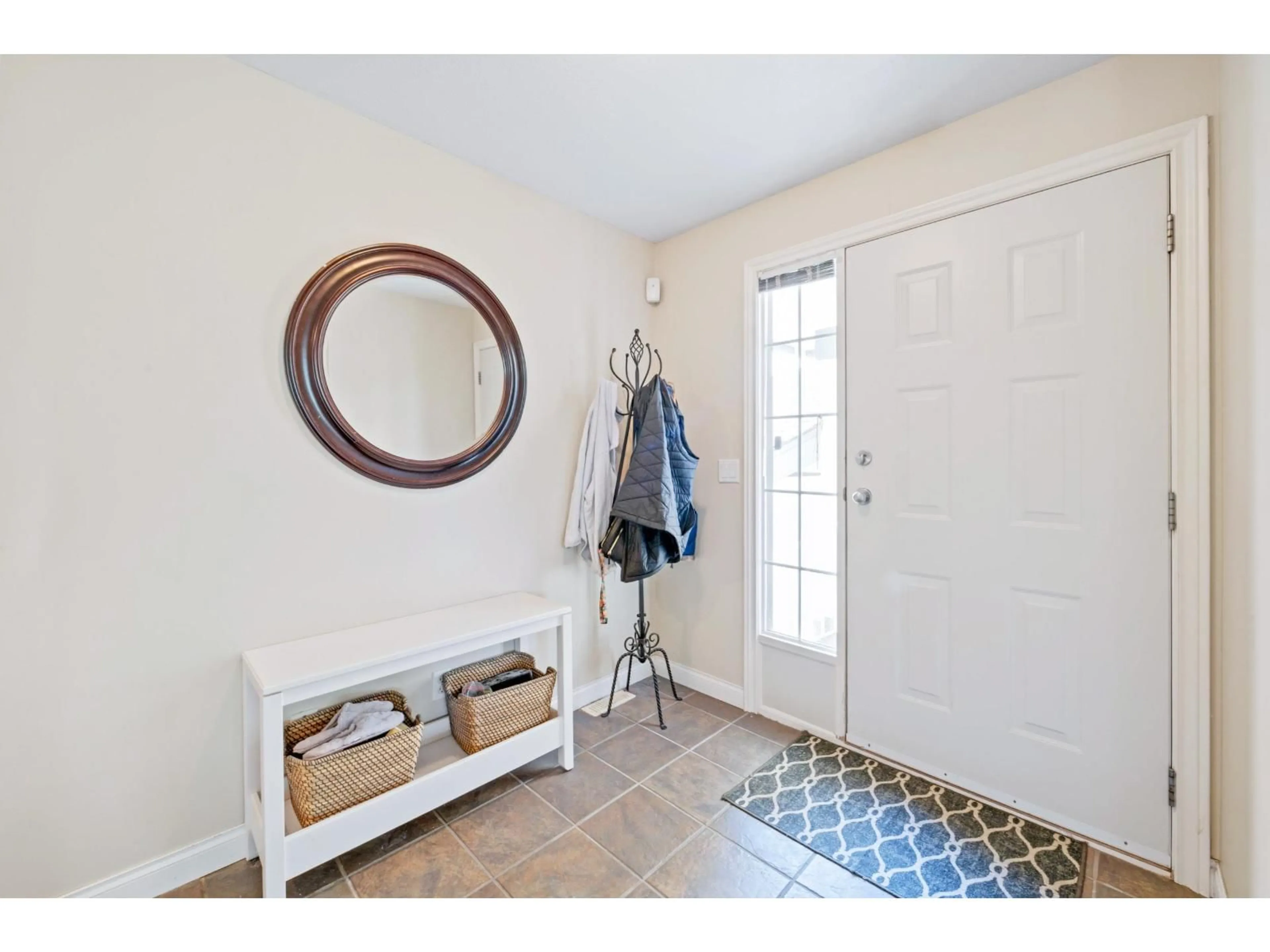 Indoor entryway for 66 - 32777 CHILCOTIN DRIVE, Abbotsford British Columbia V2T5W4