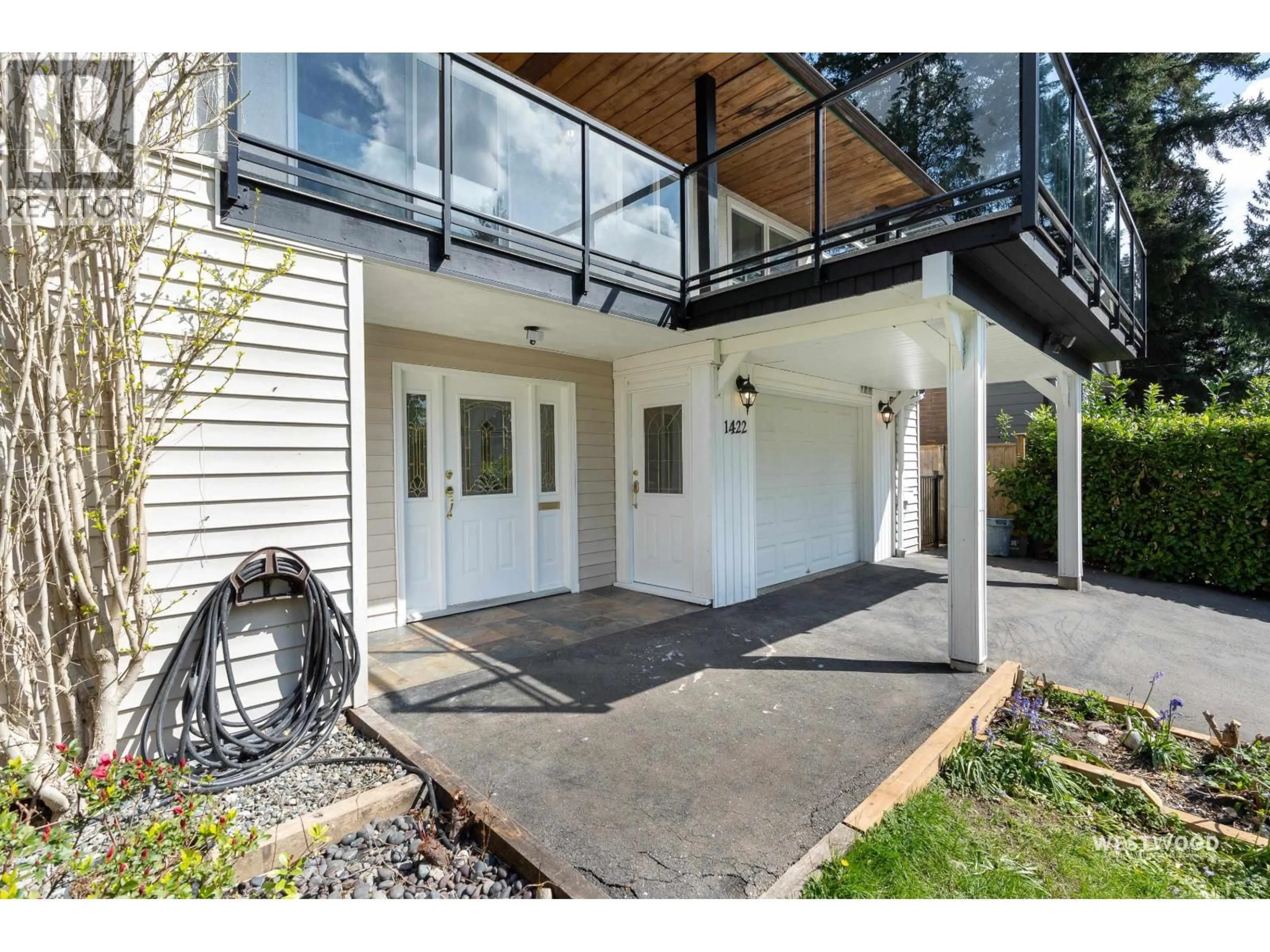 Unknown for 1422 KILMER ROAD, North Vancouver British Columbia V7K1R2