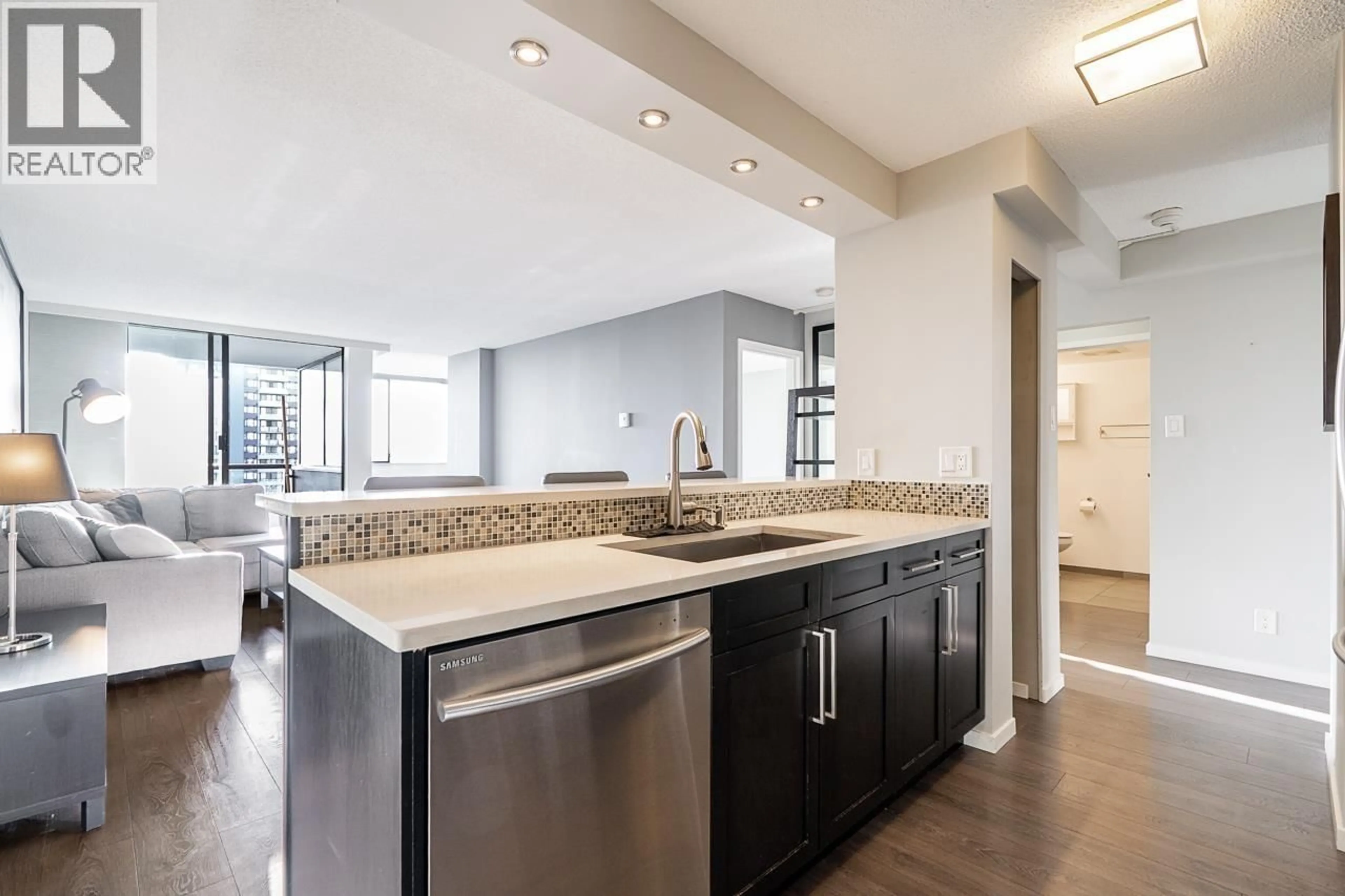 Open concept kitchen, ceramic/tile floor for 2101 - 9521 CARDSTON COURT, Burnaby British Columbia V3N4R8