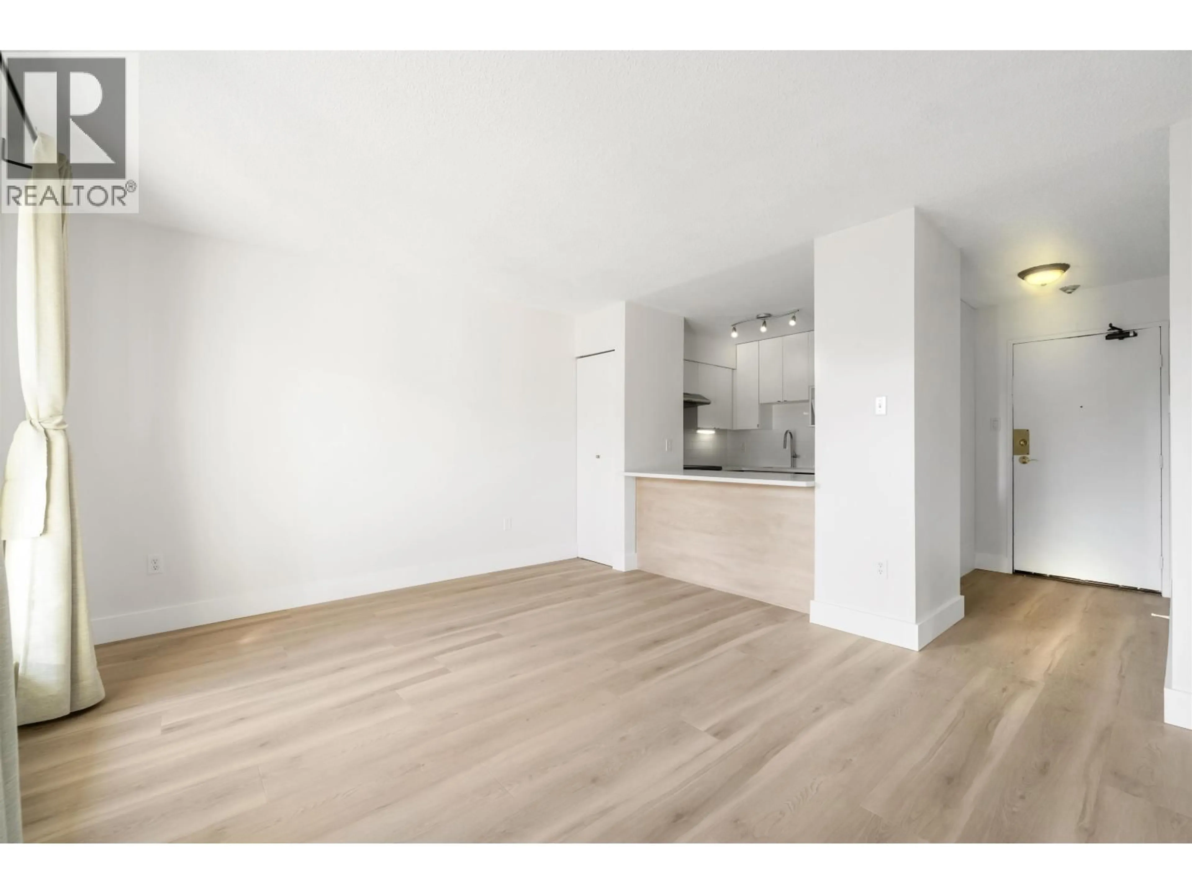A pic of a room for 101 - 1545 E 2ND AVENUE, Vancouver British Columbia V5N1C8