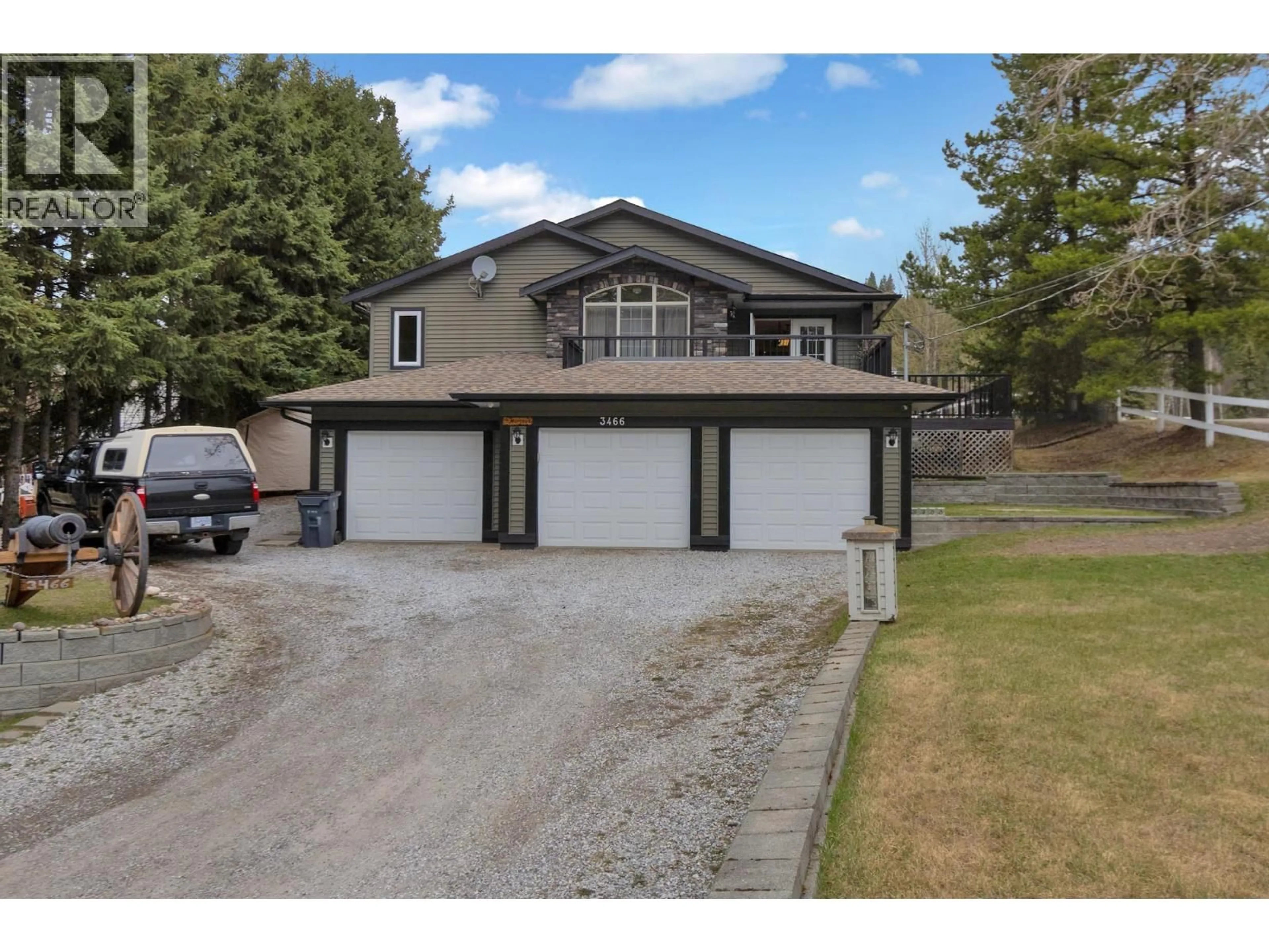 Indoor garage for 3466 SUTHERLAND ROAD, Prince George British Columbia V2K1B8