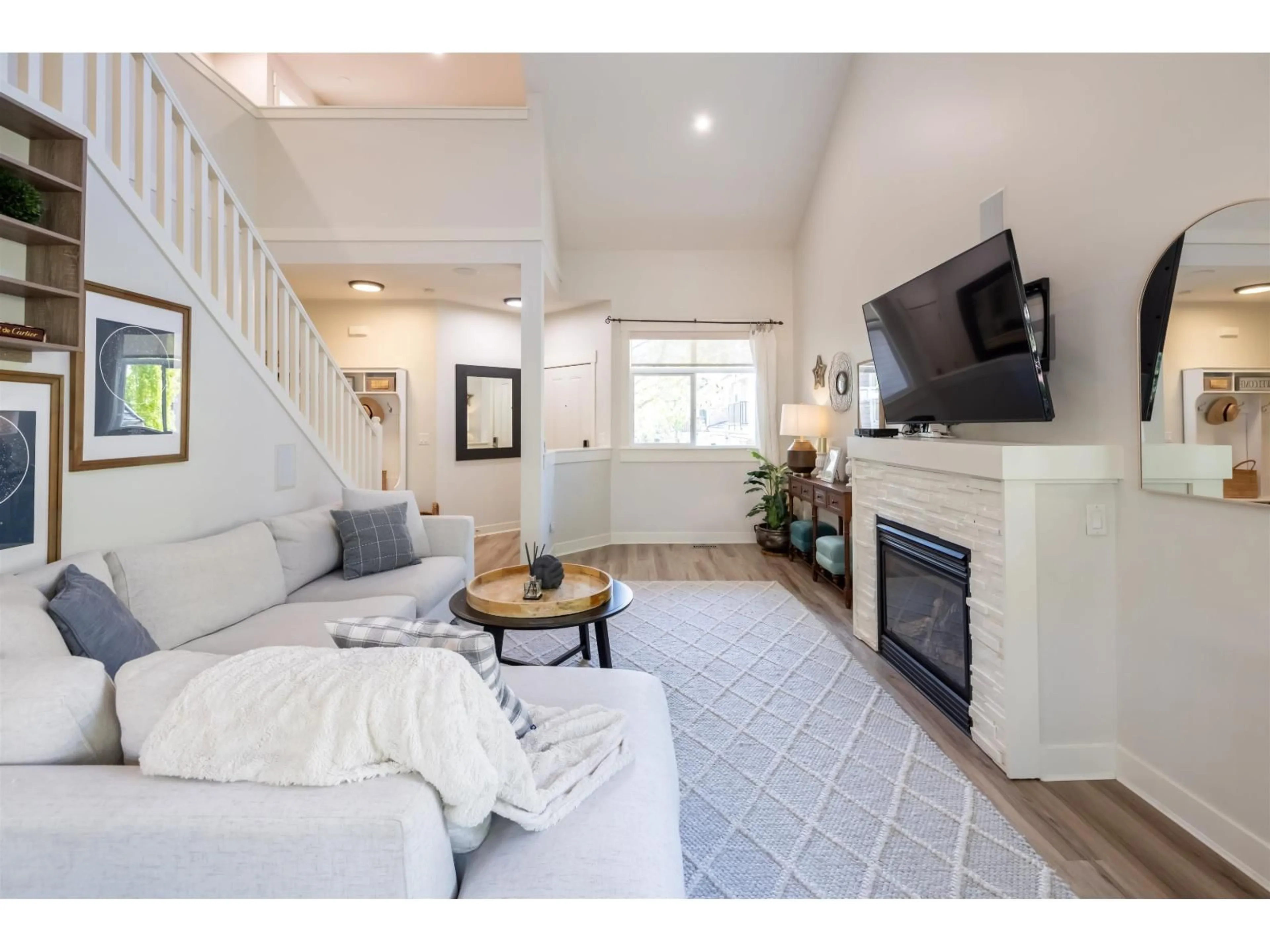 Living room with furniture, unknown for 32 - 15237 36 AVENUE, Surrey British Columbia V3Z0Y4