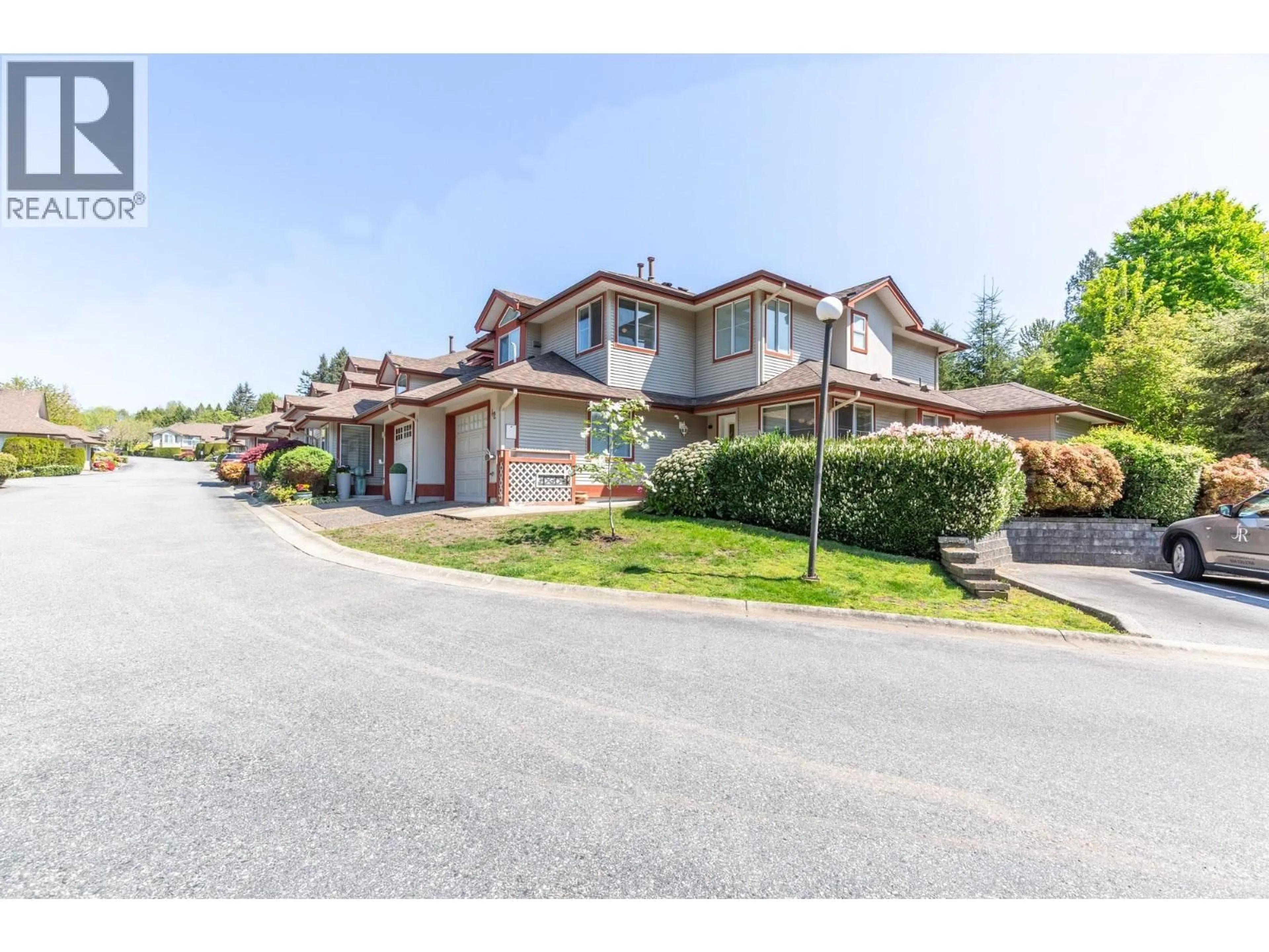 A pic from outside/outdoor area/front of a property/back of a property/a pic from drone, street for 42 - 22740 116 AVENUE, Maple Ridge British Columbia V2X2X7