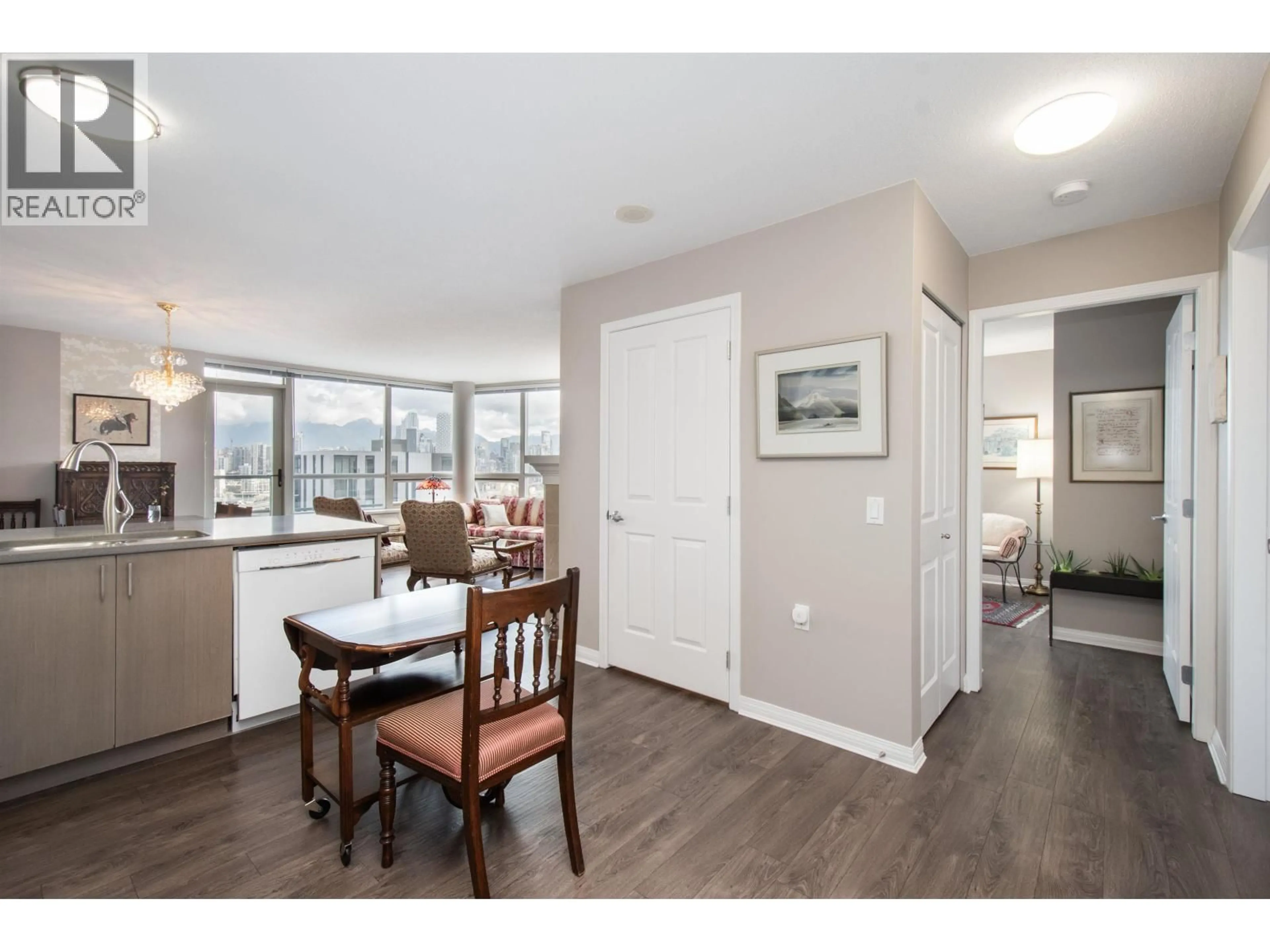 Unknown for 1001 - 1570 7TH AVENUE, Vancouver British Columbia V6J5M1