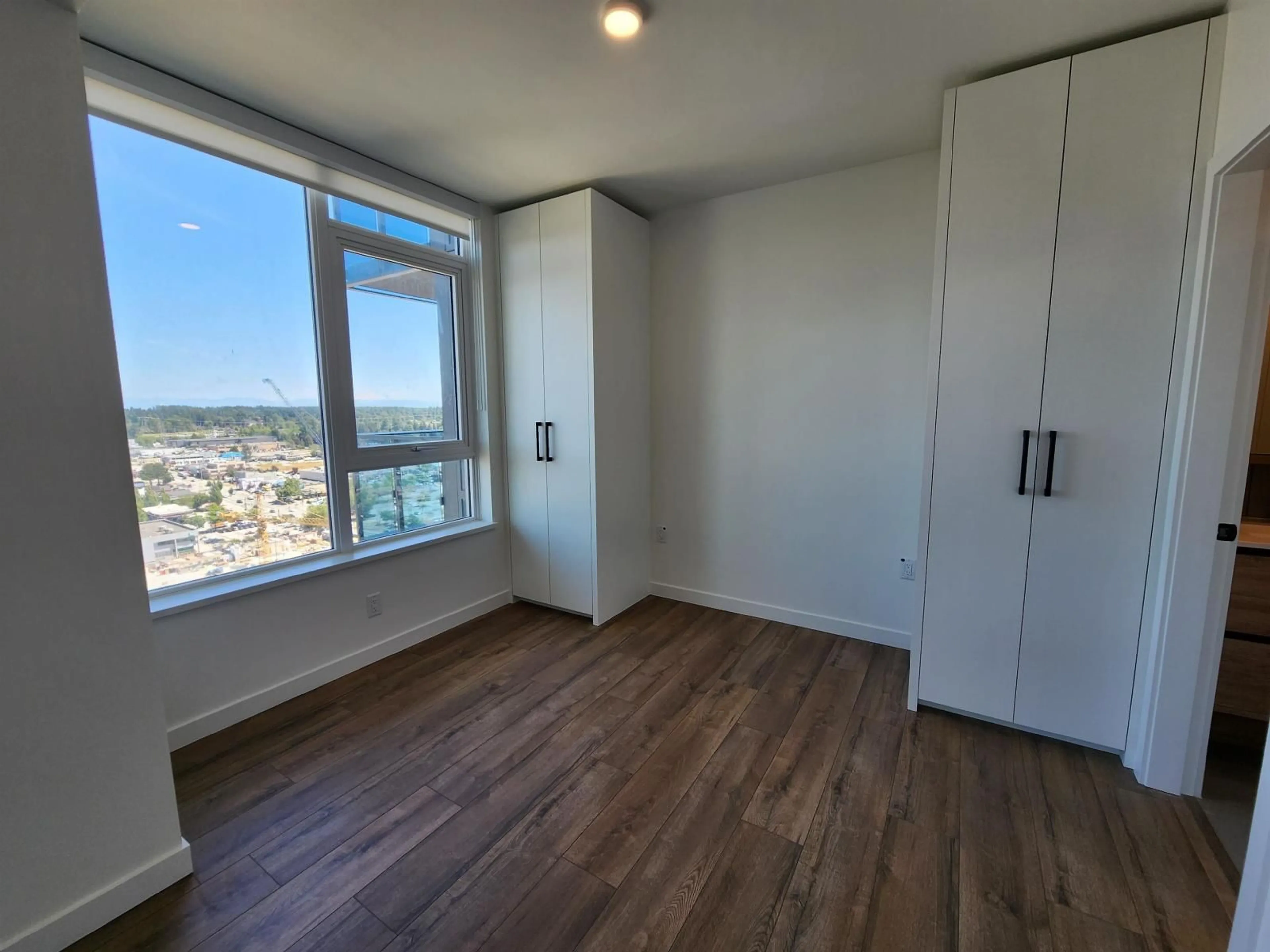 A pic of a room for 2204 - 13428 105 AVENUE, Surrey British Columbia V3T0S6