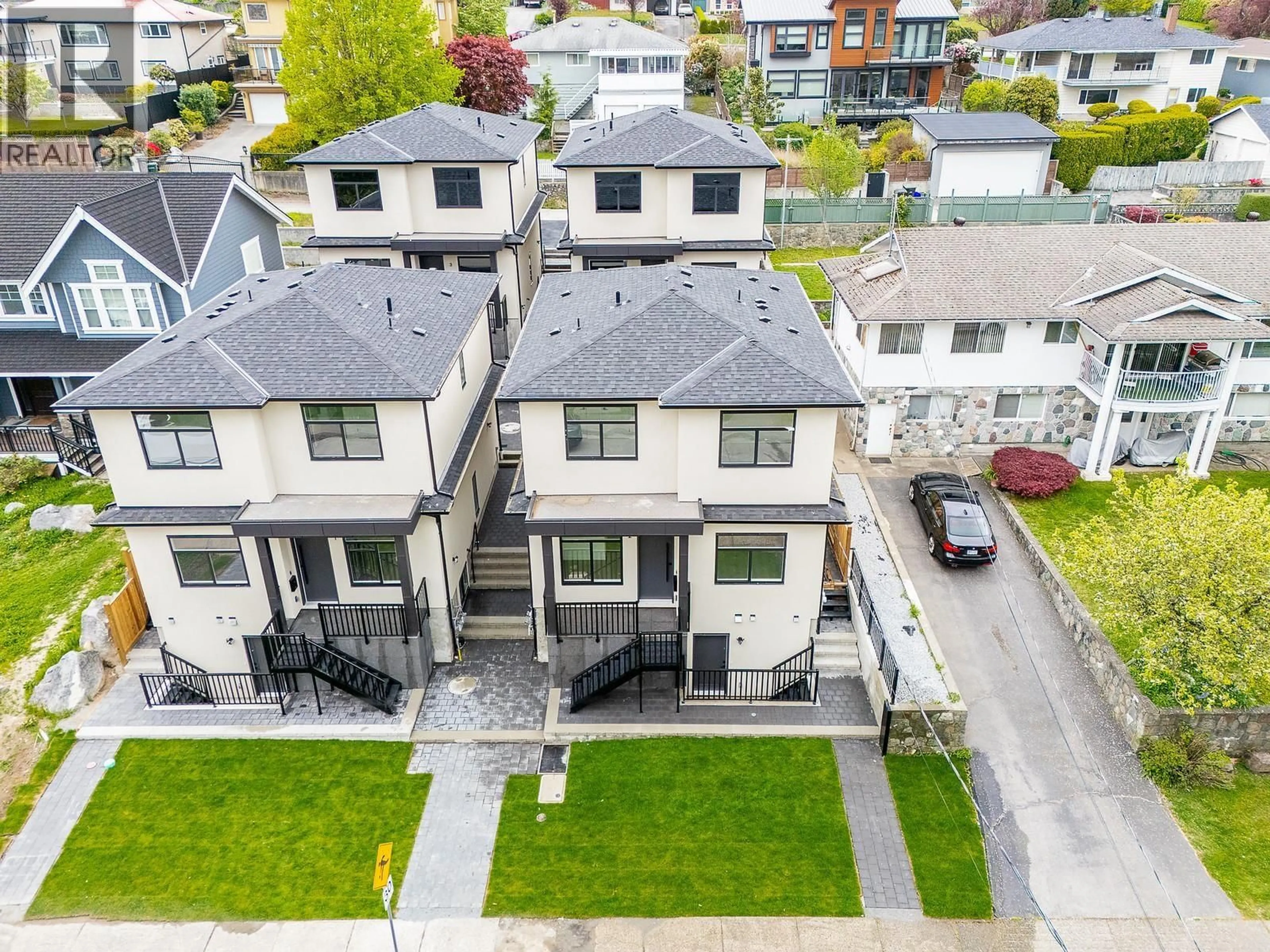 A pic from outside/outdoor area/front of a property/back of a property/a pic from drone, street for 3 - 5953 WINCH STREET, Burnaby British Columbia V5B2L1