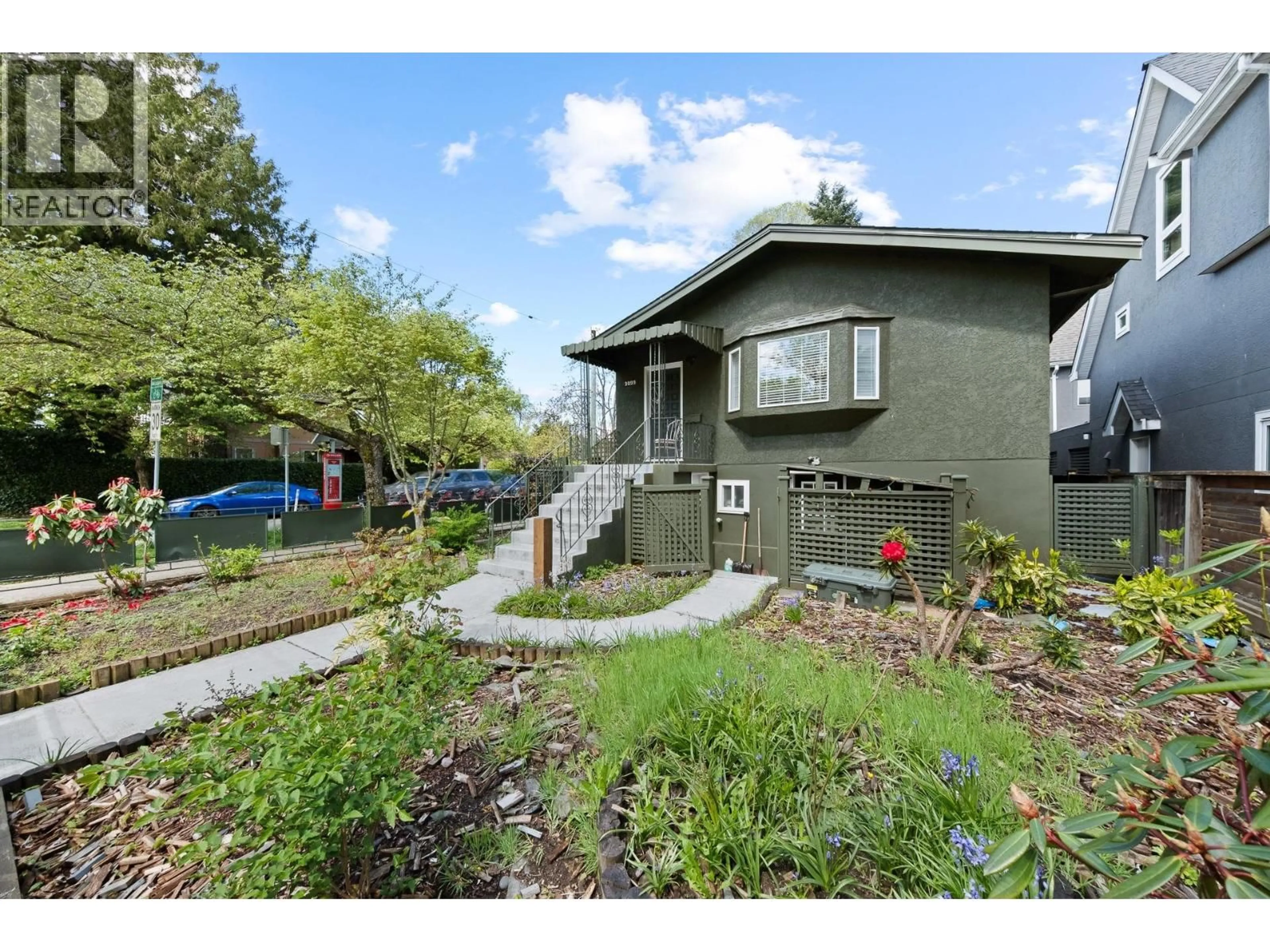 Unknown for 3099 6TH AVENUE, Vancouver British Columbia V6K1X4