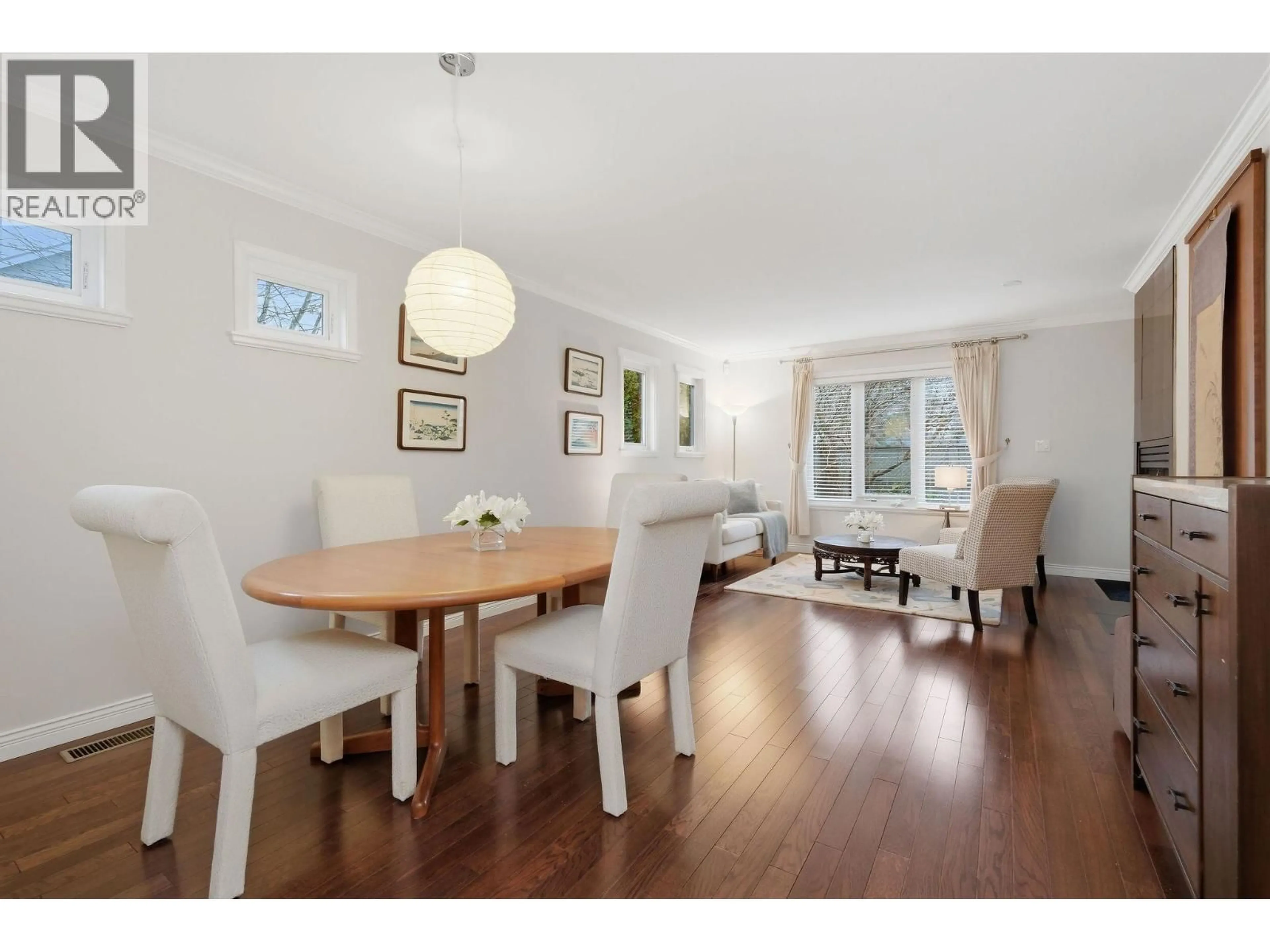 Dining room, wood/laminate floor for 1558 BOWSER AVENUE, North Vancouver British Columbia V7P2Y3