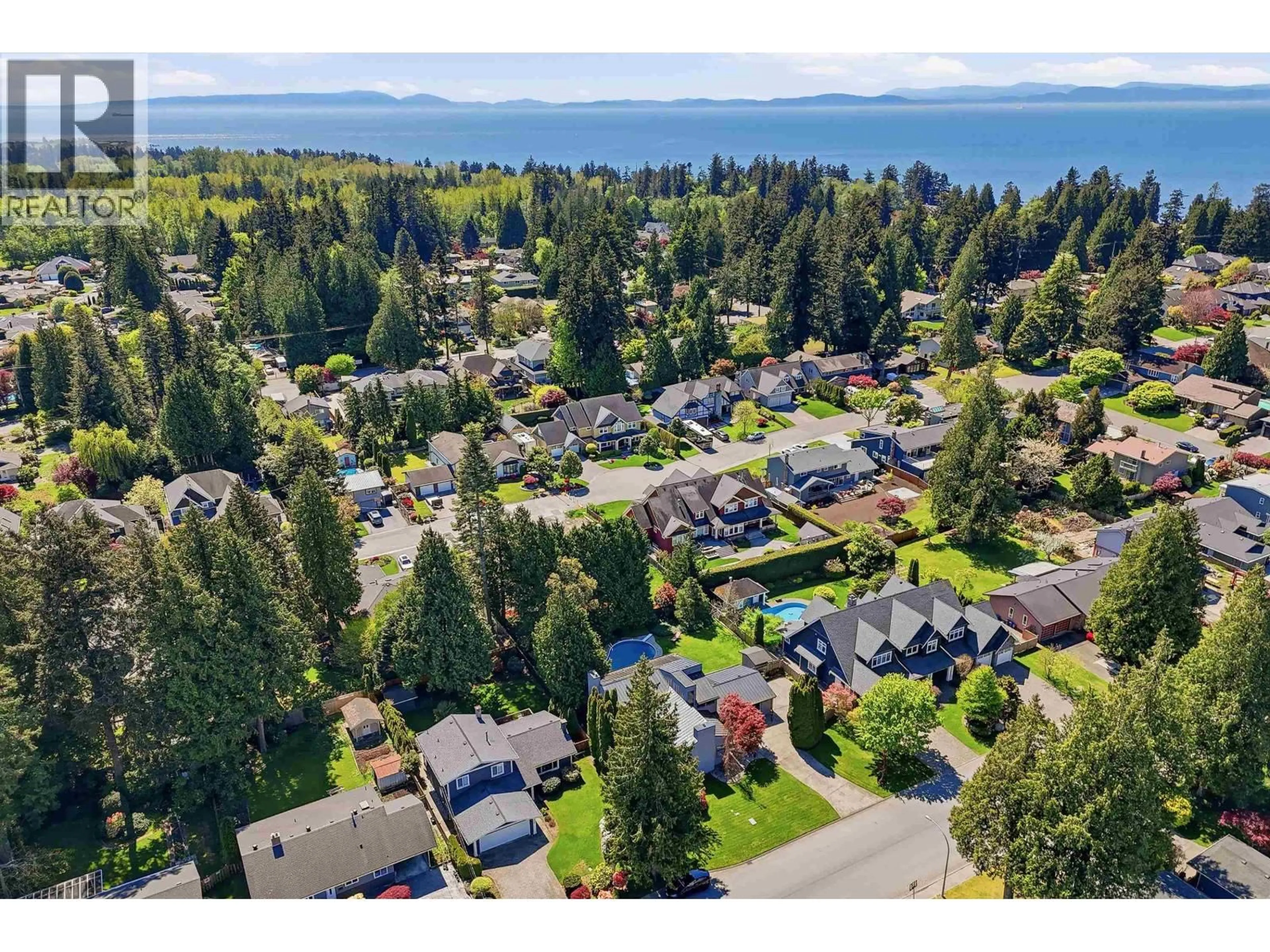 A pic from outside/outdoor area/front of a property/back of a property/a pic from drone, water/lake/river/ocean view for 5098 2 AVENUE, Delta British Columbia V4M1C8