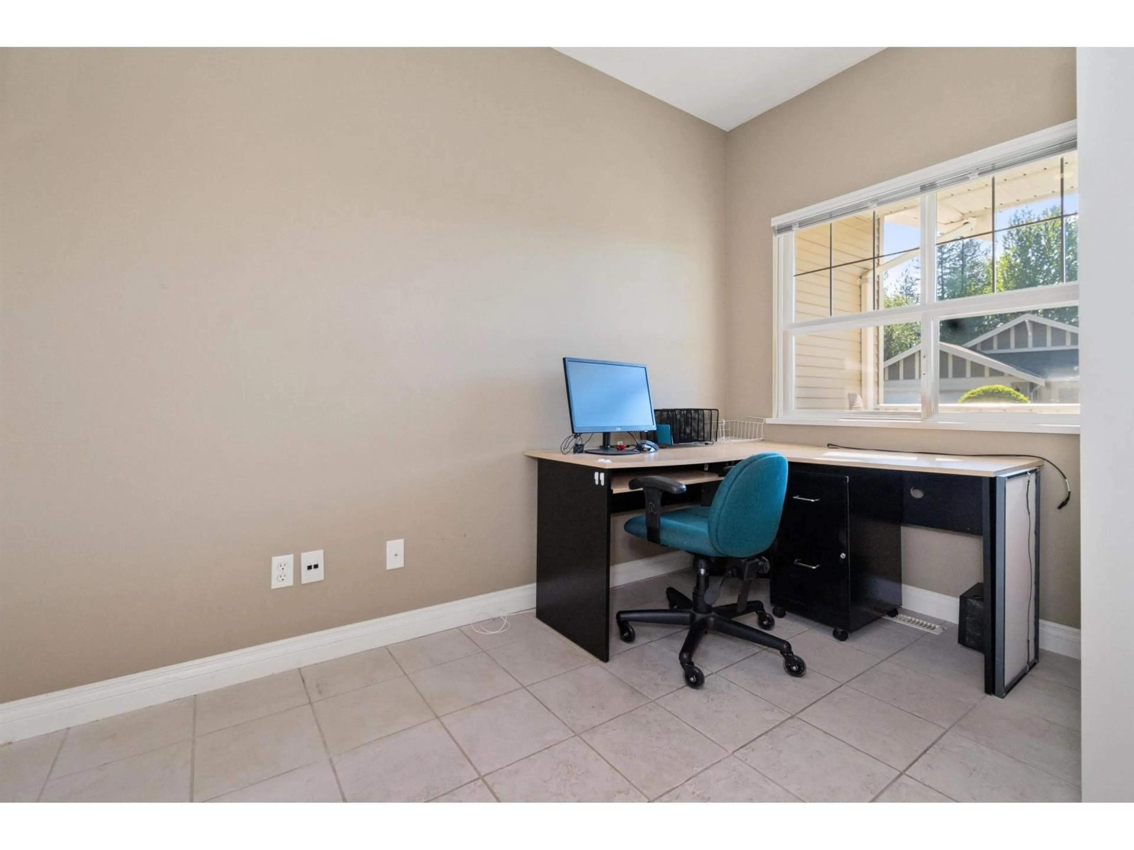 A pic of a room for 35 - 5700 JINKERSON ROAD, Chilliwack British Columbia V2R5N6